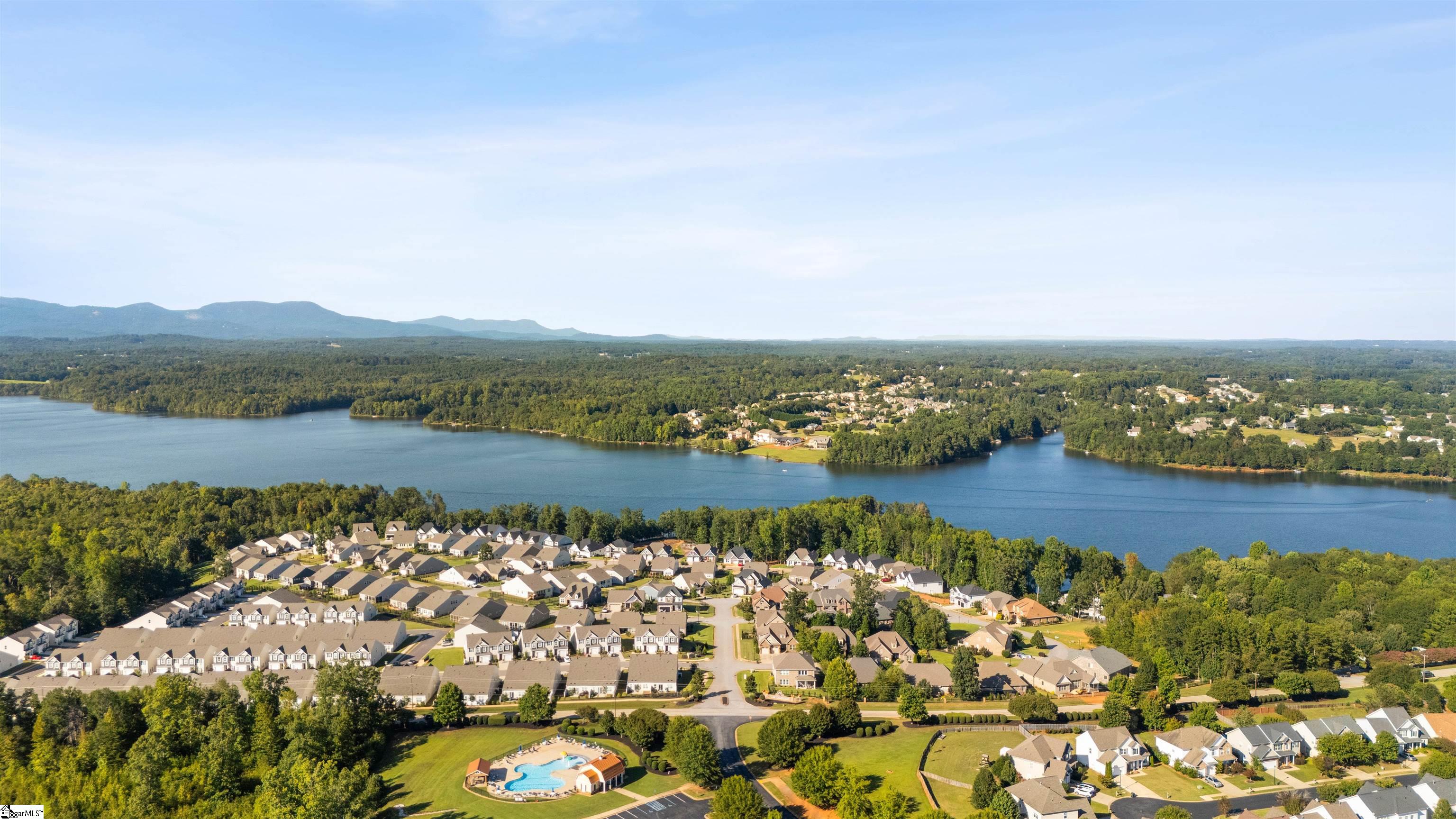 2 Double Crest Drive Taylors, SC 29687