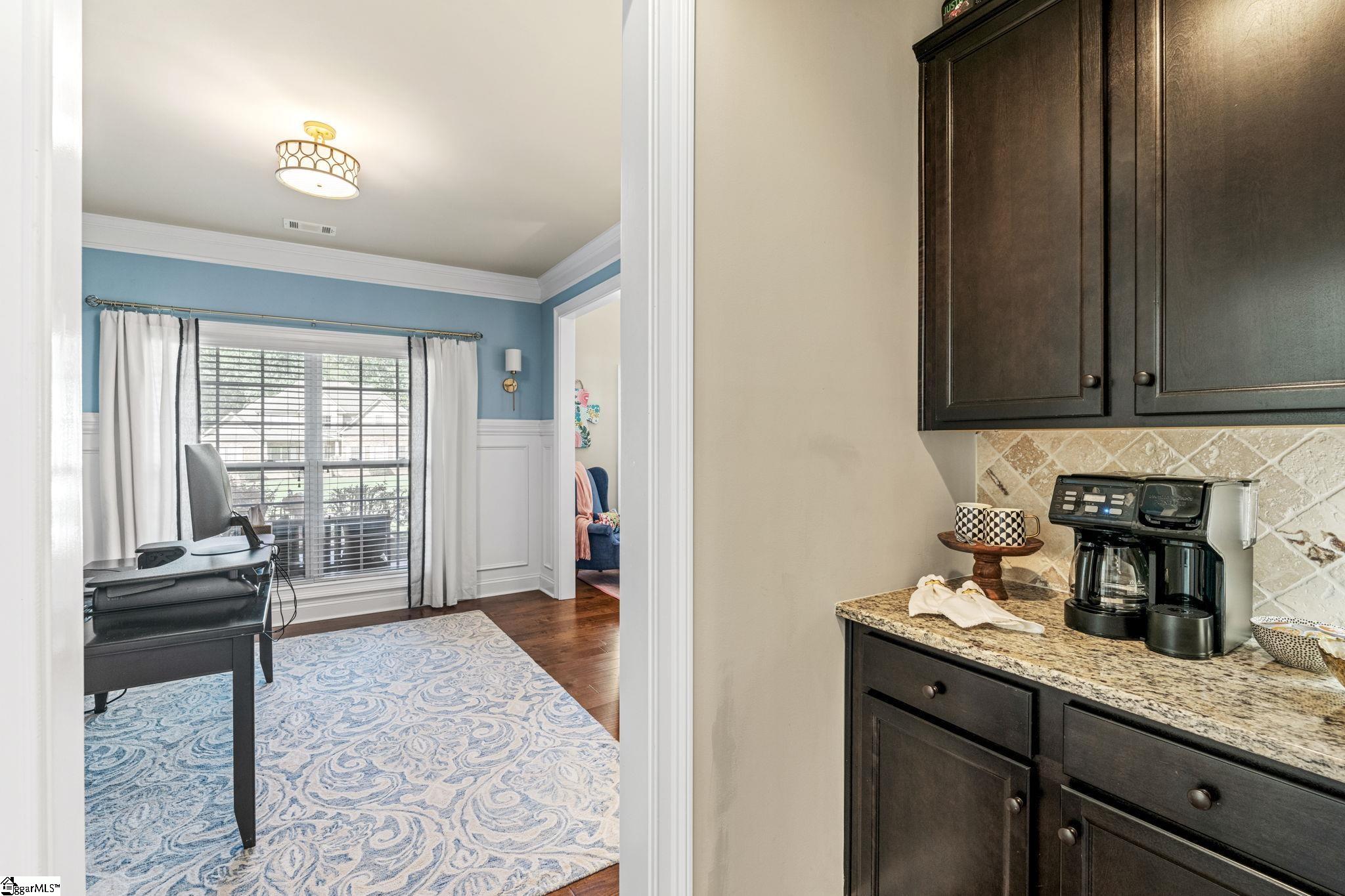 27 Laurelhart Lane Simpsonville, SC 29681