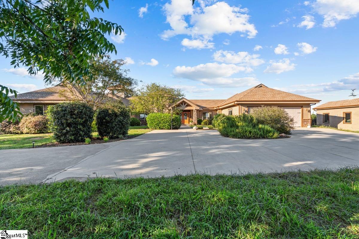 162 Riggins Bridge Road Liberty, SC 29657