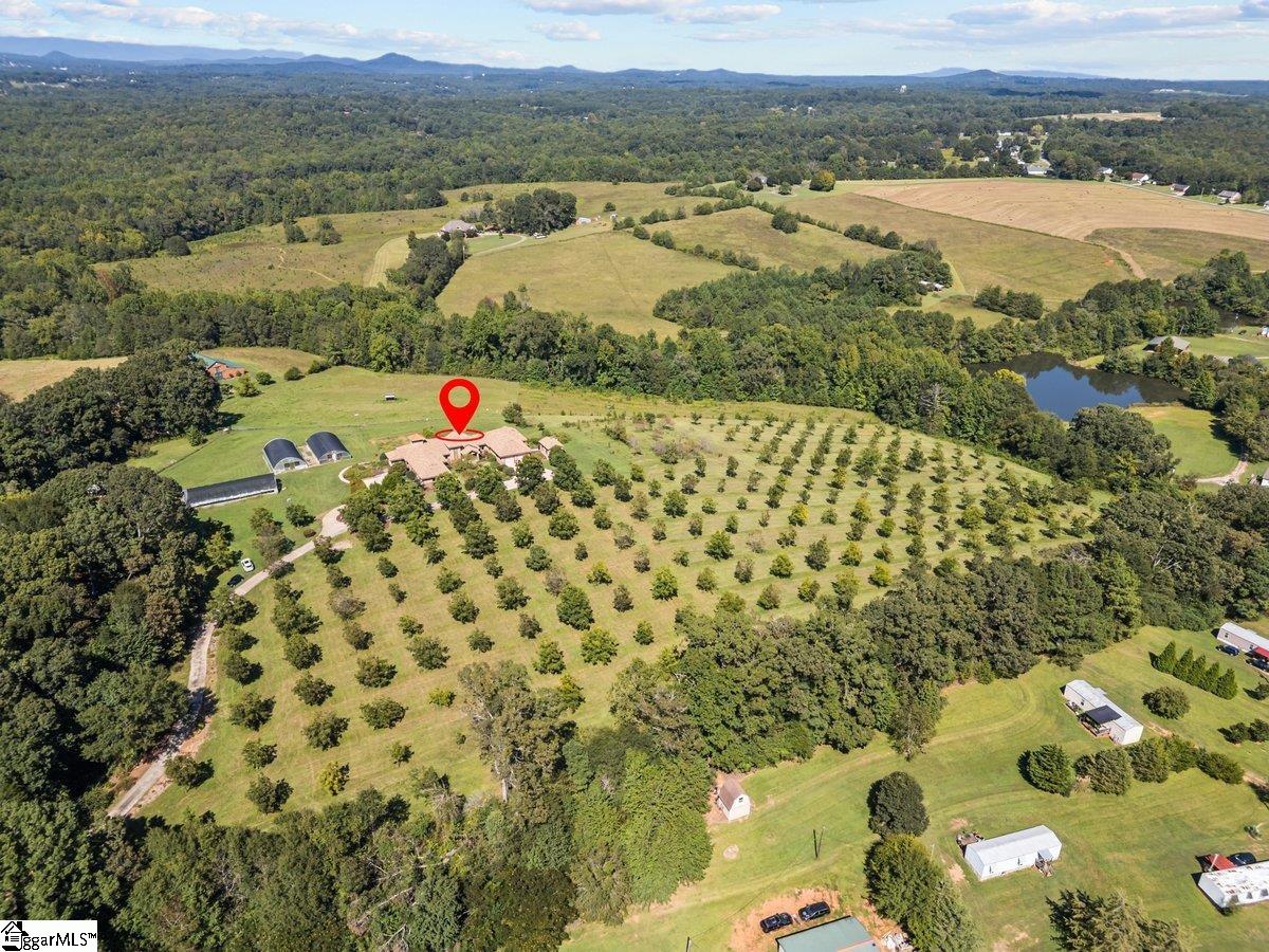 162 Riggins Bridge Road Liberty, SC 29657