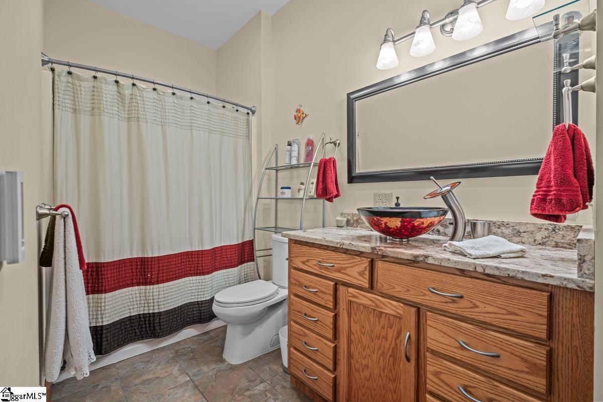 162 Riggins Bridge Road Liberty, SC 29657