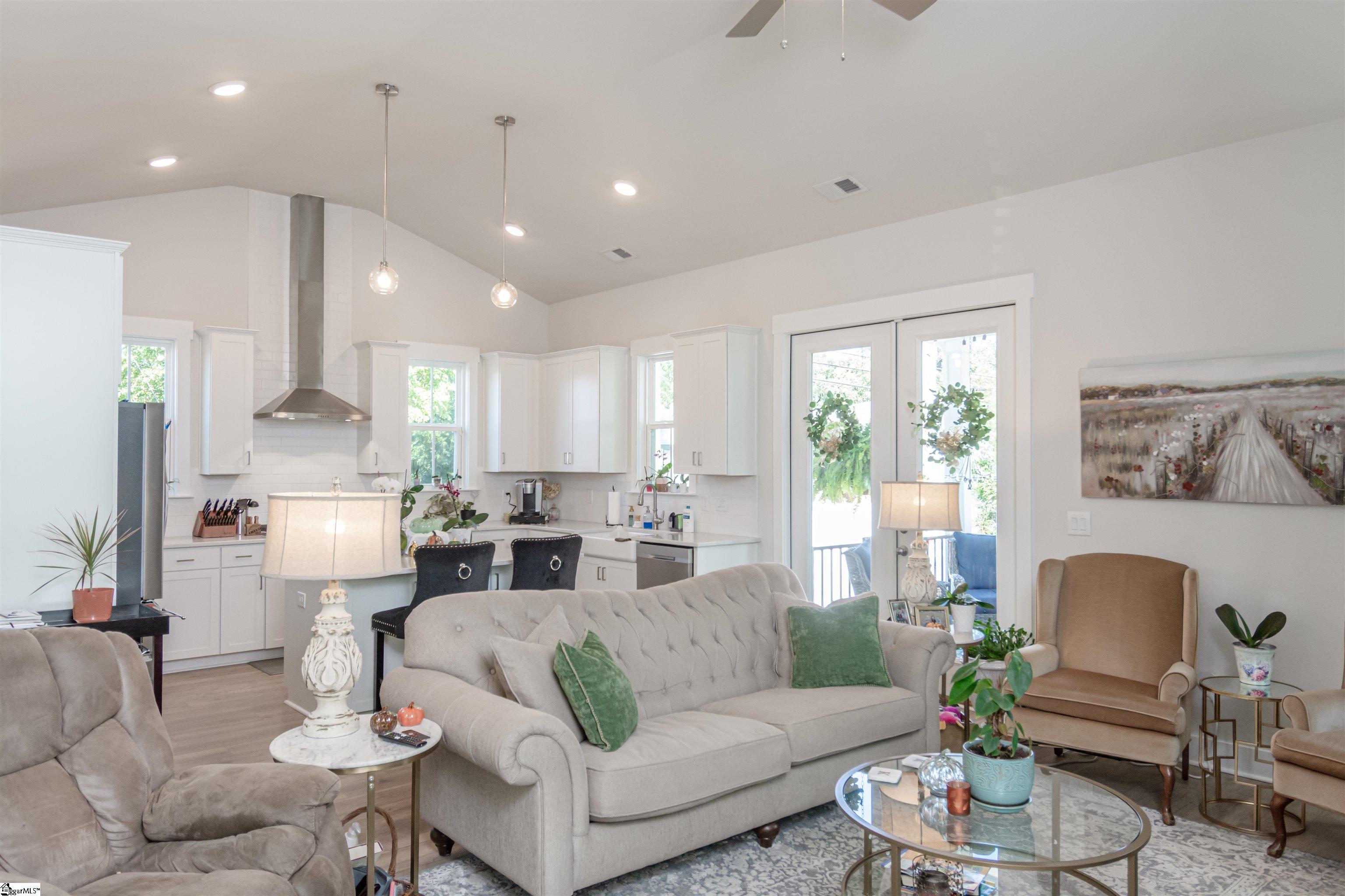 176 Rudisal Street Duncan, SC 29302