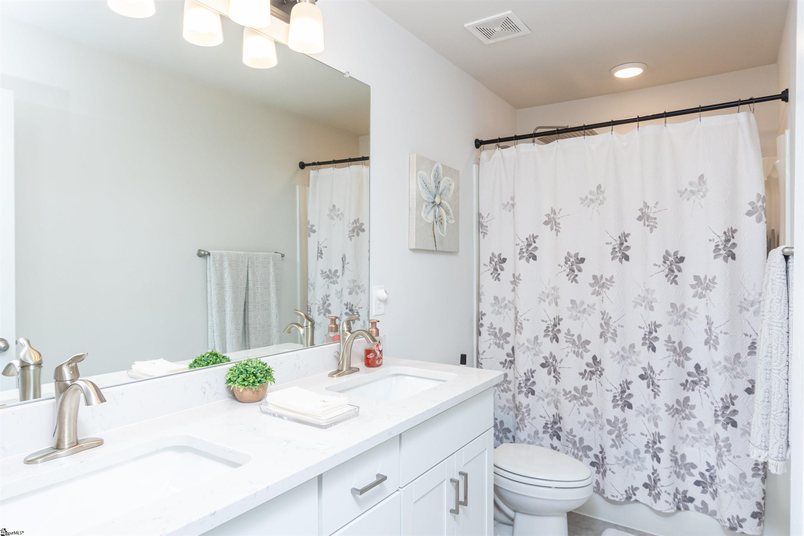 176 Rudisal Street Duncan, SC 29302
