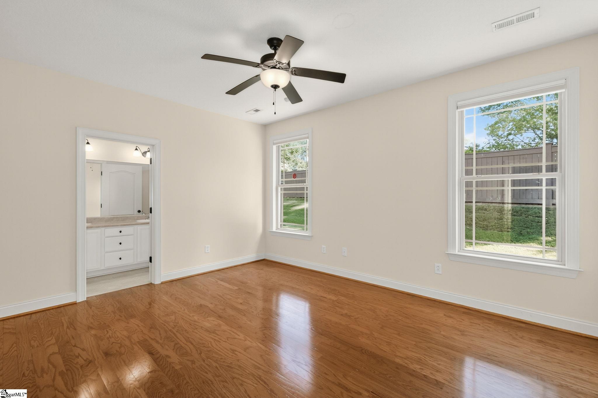 4 Dolerite Drive Taylors, SC 29687