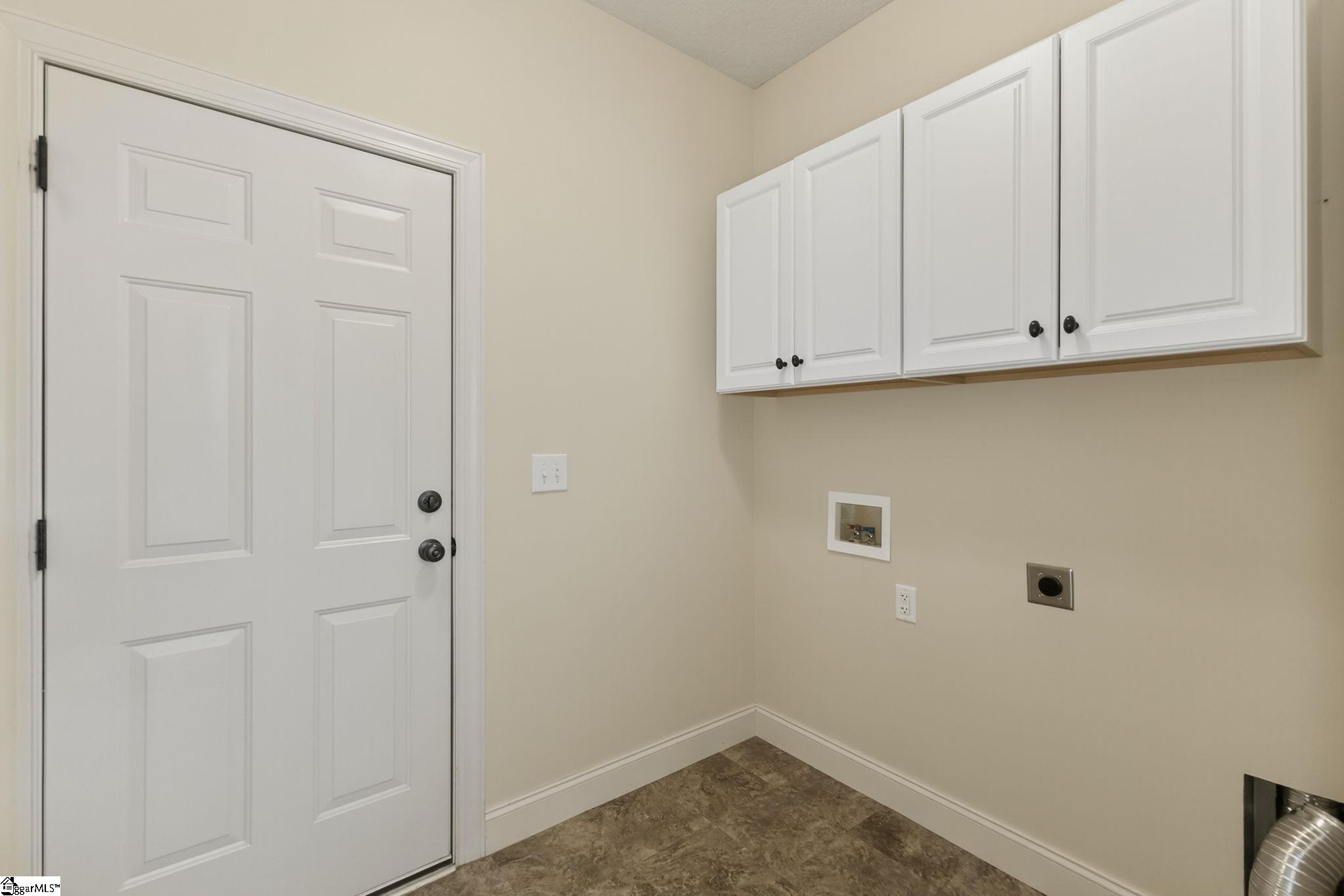 4 Dolerite Drive Taylors, SC 29687