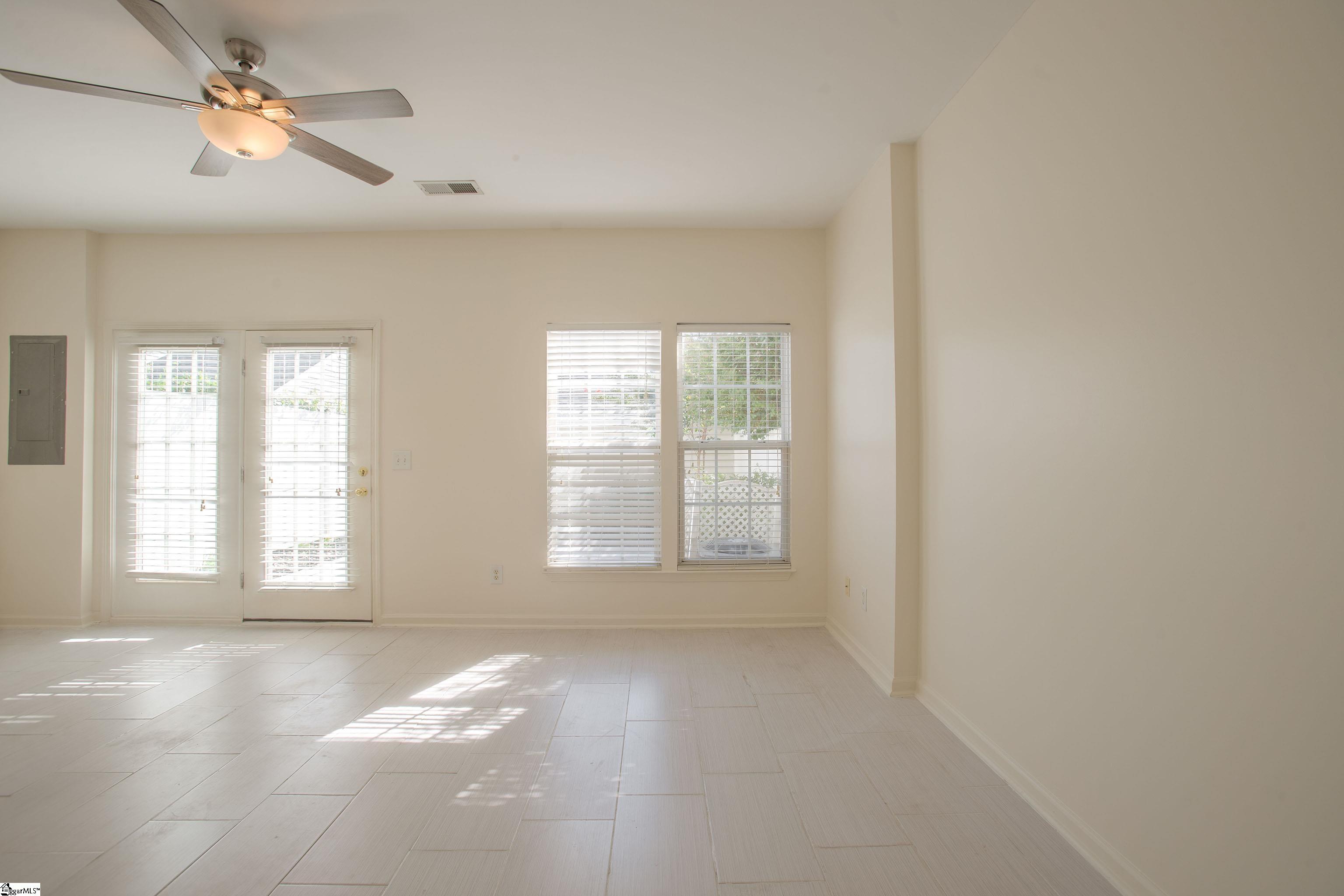 110 Auburn Top Lane Mauldin, SC 29662