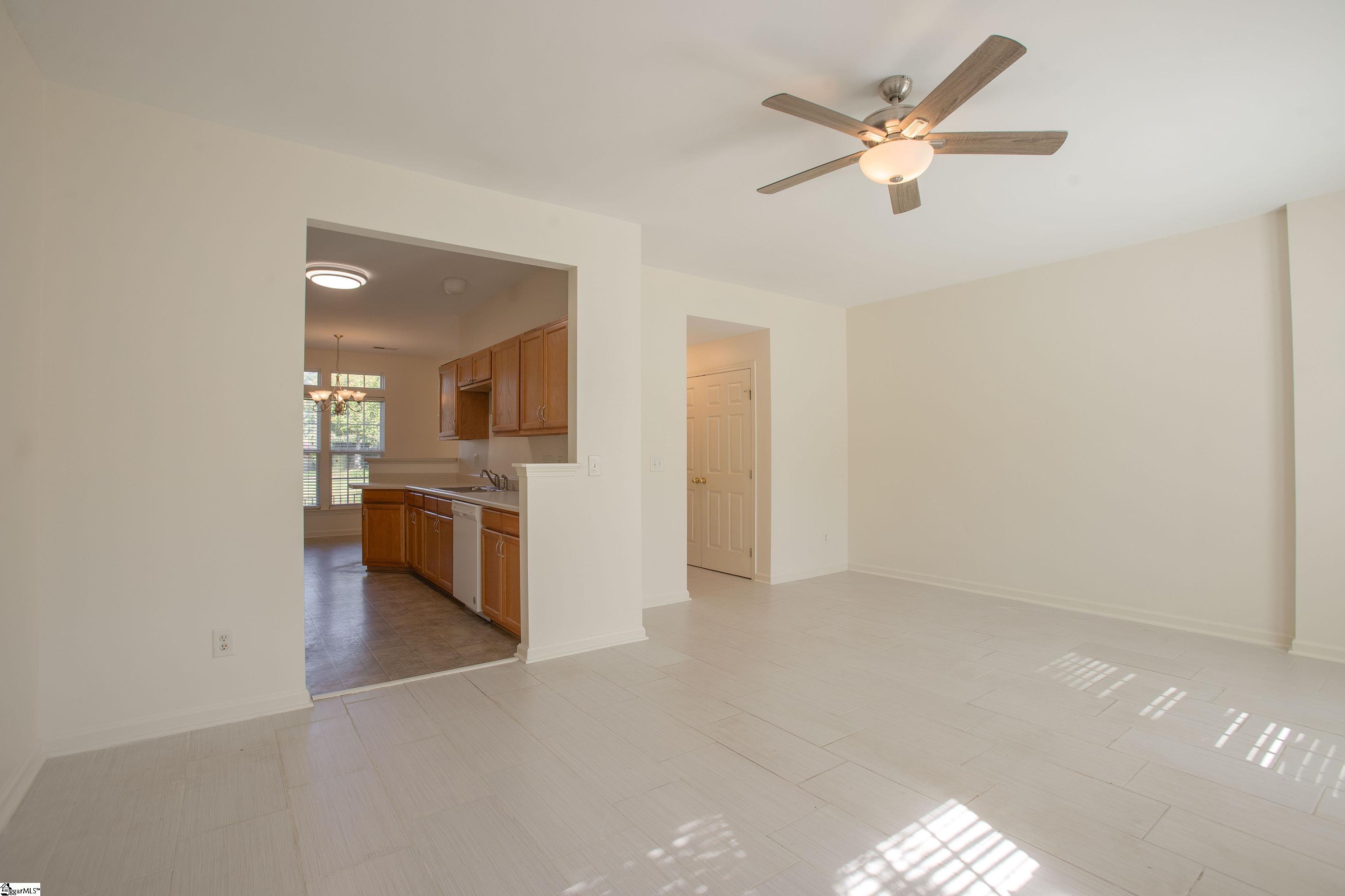 110 Auburn Top Lane Mauldin, SC 29662
