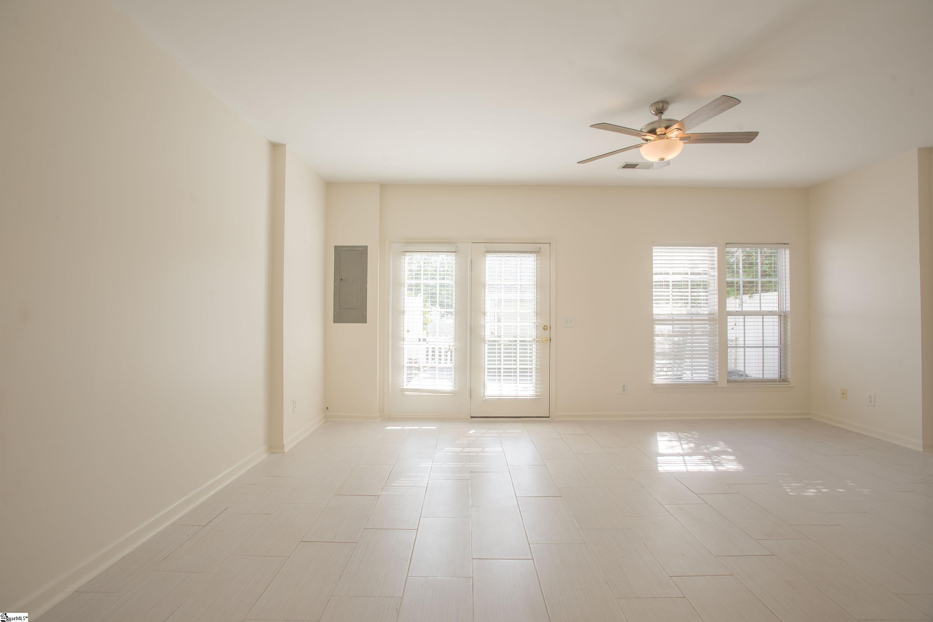 110 Auburn Top Lane Mauldin, SC 29662