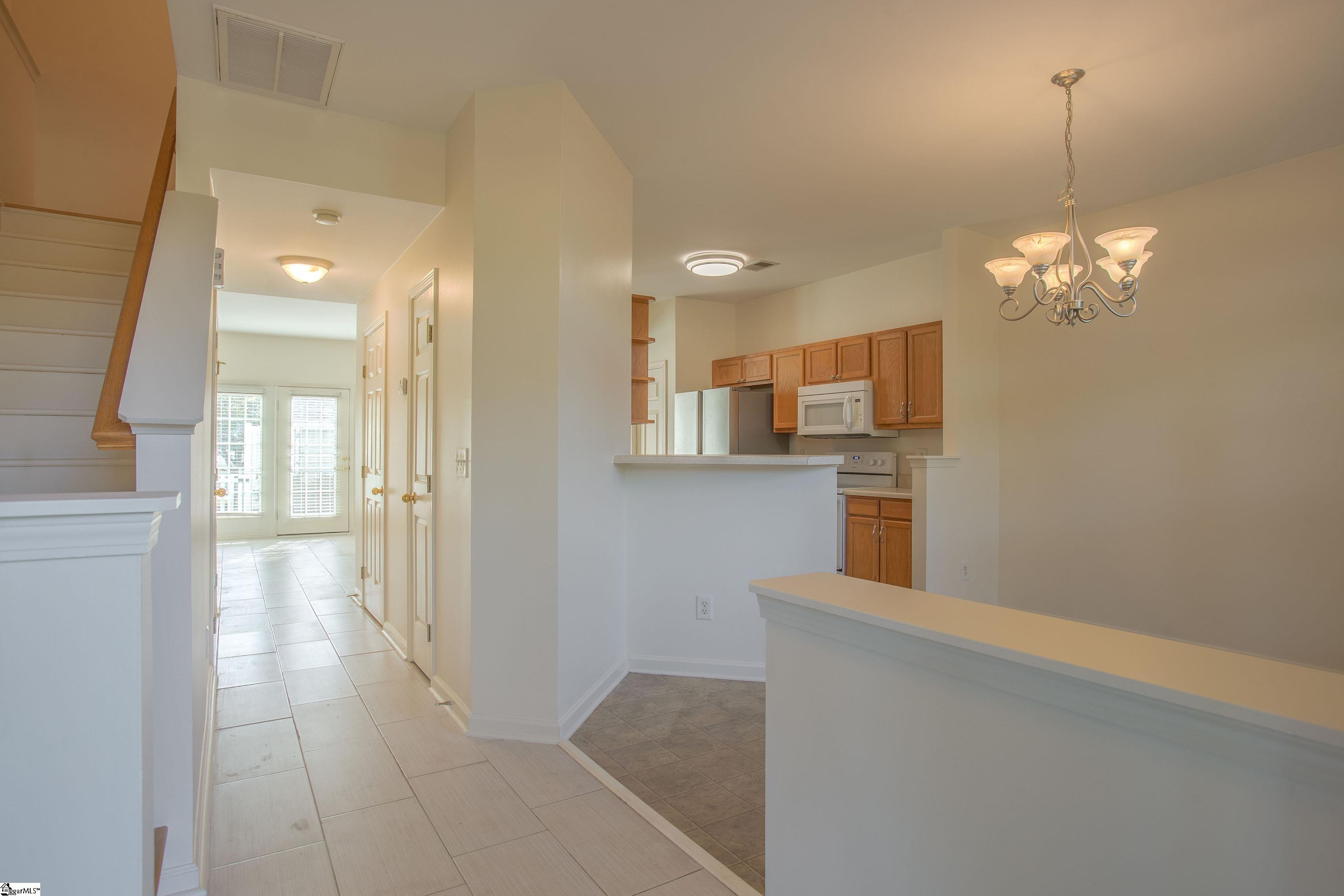 110 Auburn Top Lane Mauldin, SC 29662