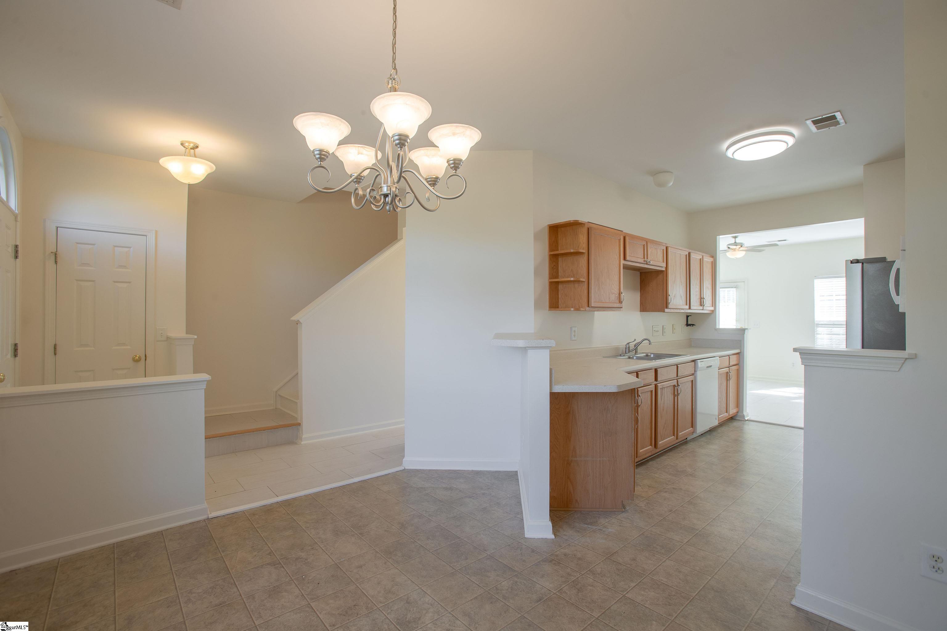 110 Auburn Top Lane Mauldin, SC 29662