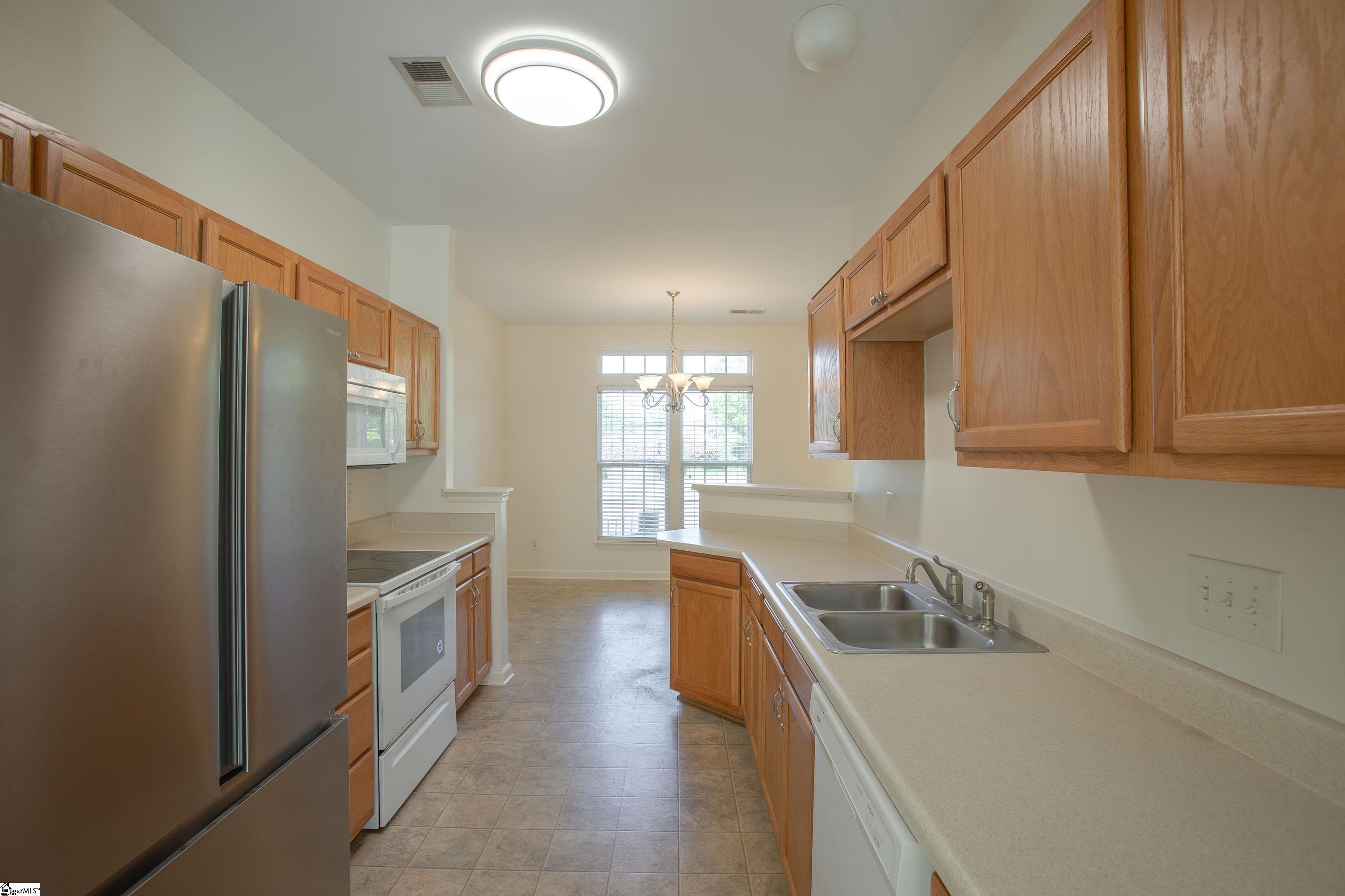 110 Auburn Top Lane Mauldin, SC 29662
