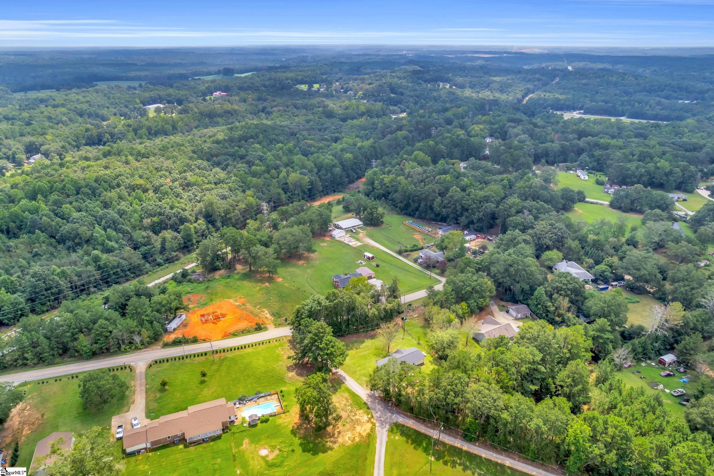 422 Old Georgia Road Pelzer, SC 29669