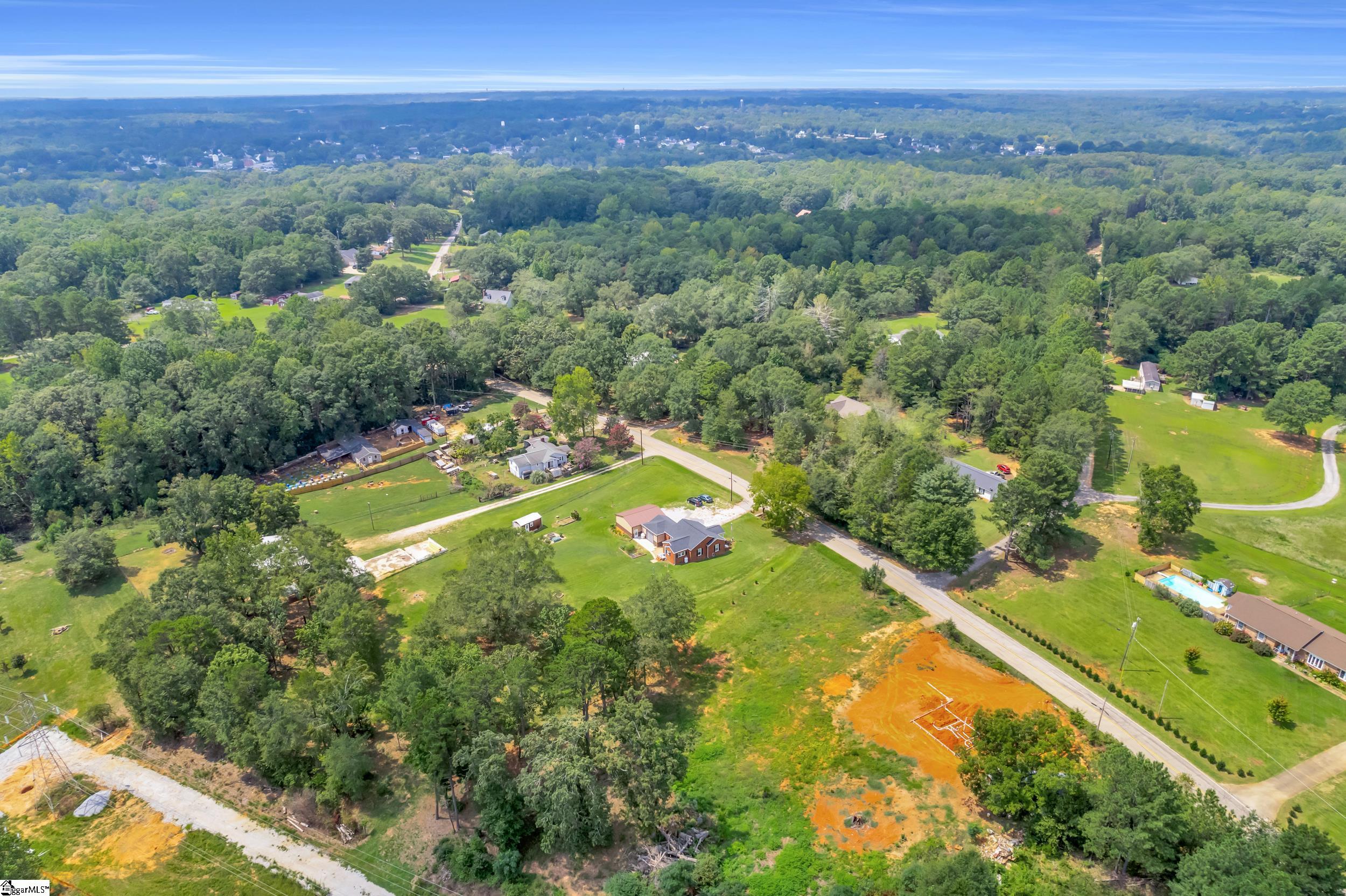 422 Old Georgia Road Pelzer, SC 29669