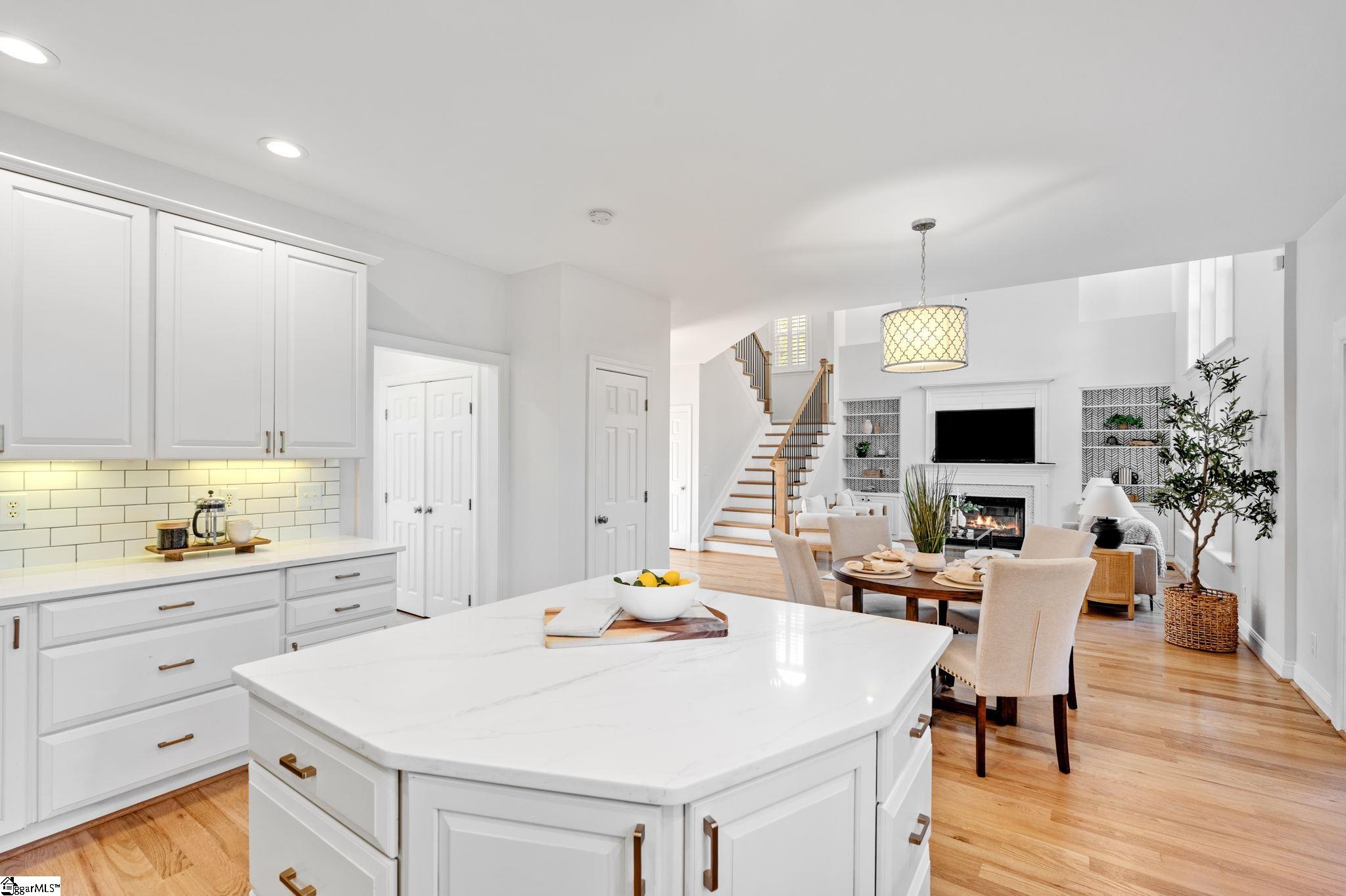 220 Huddersfield Drive Simpsonville, SC 29681