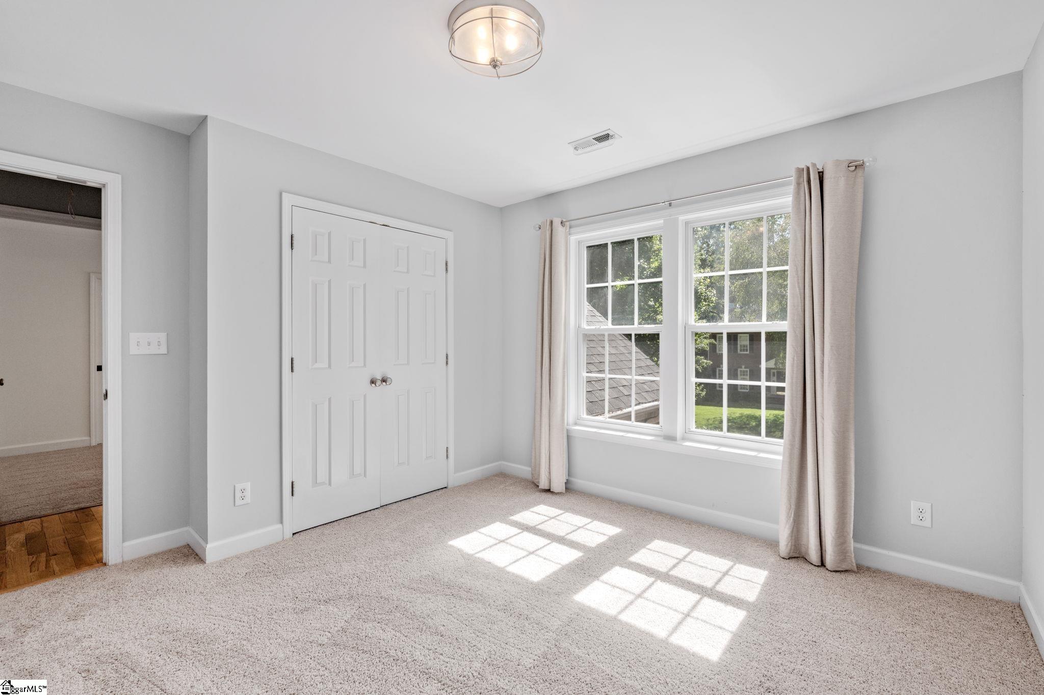 220 Huddersfield Drive Simpsonville, SC 29681