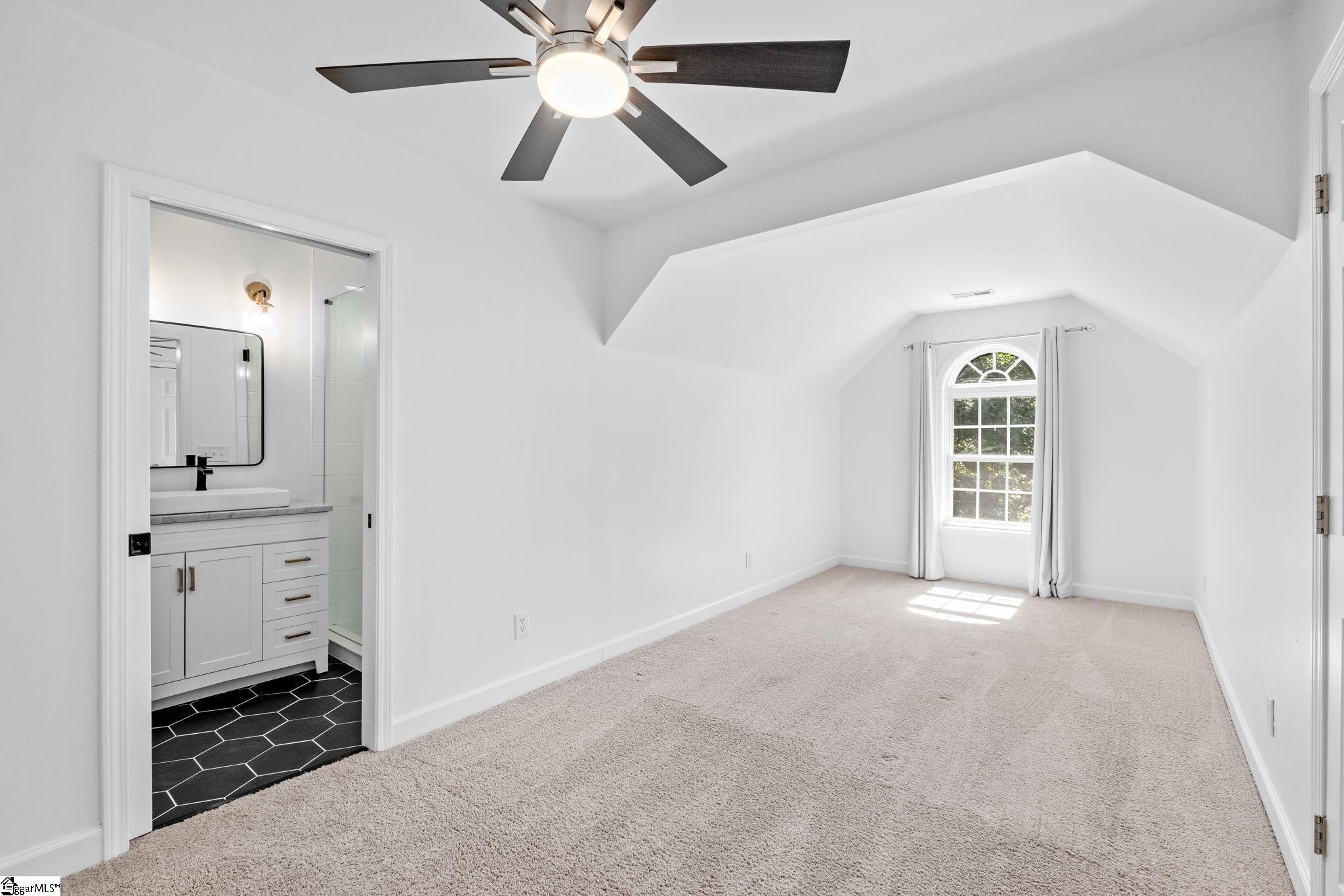 220 Huddersfield Drive Simpsonville, SC 29681