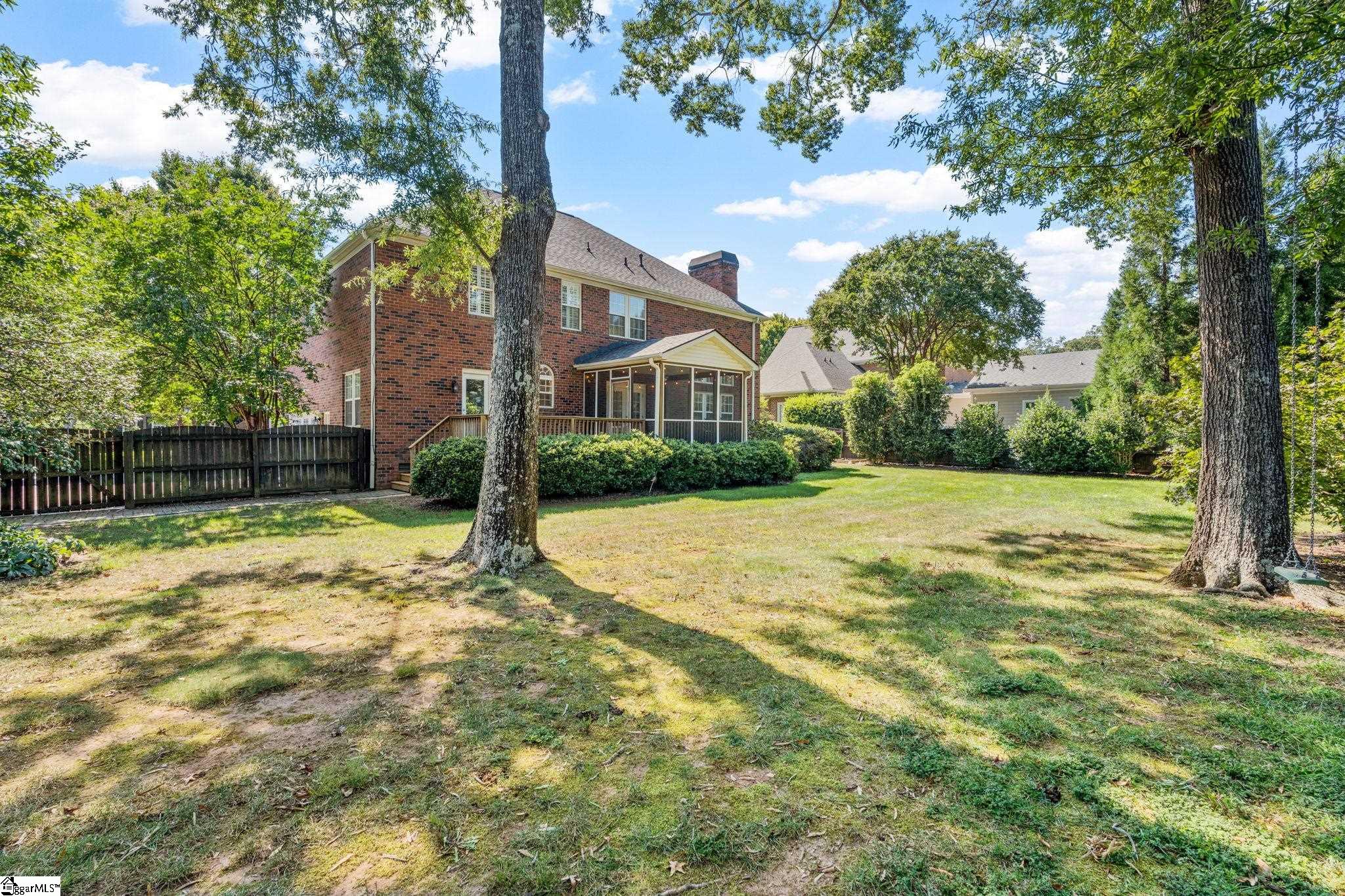 220 Huddersfield Drive Simpsonville, SC 29681