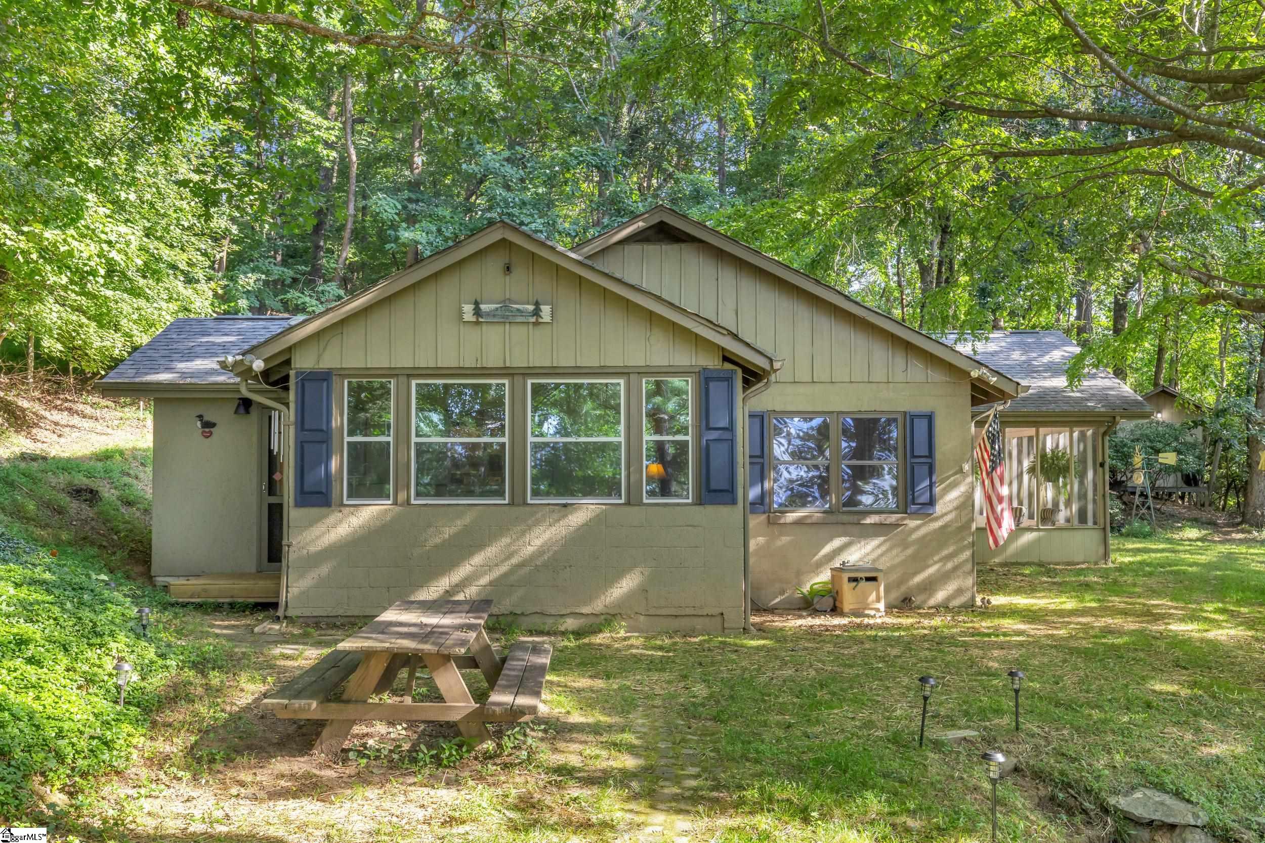 3605 Skyuka Mountain Road Columbus, NC 28722