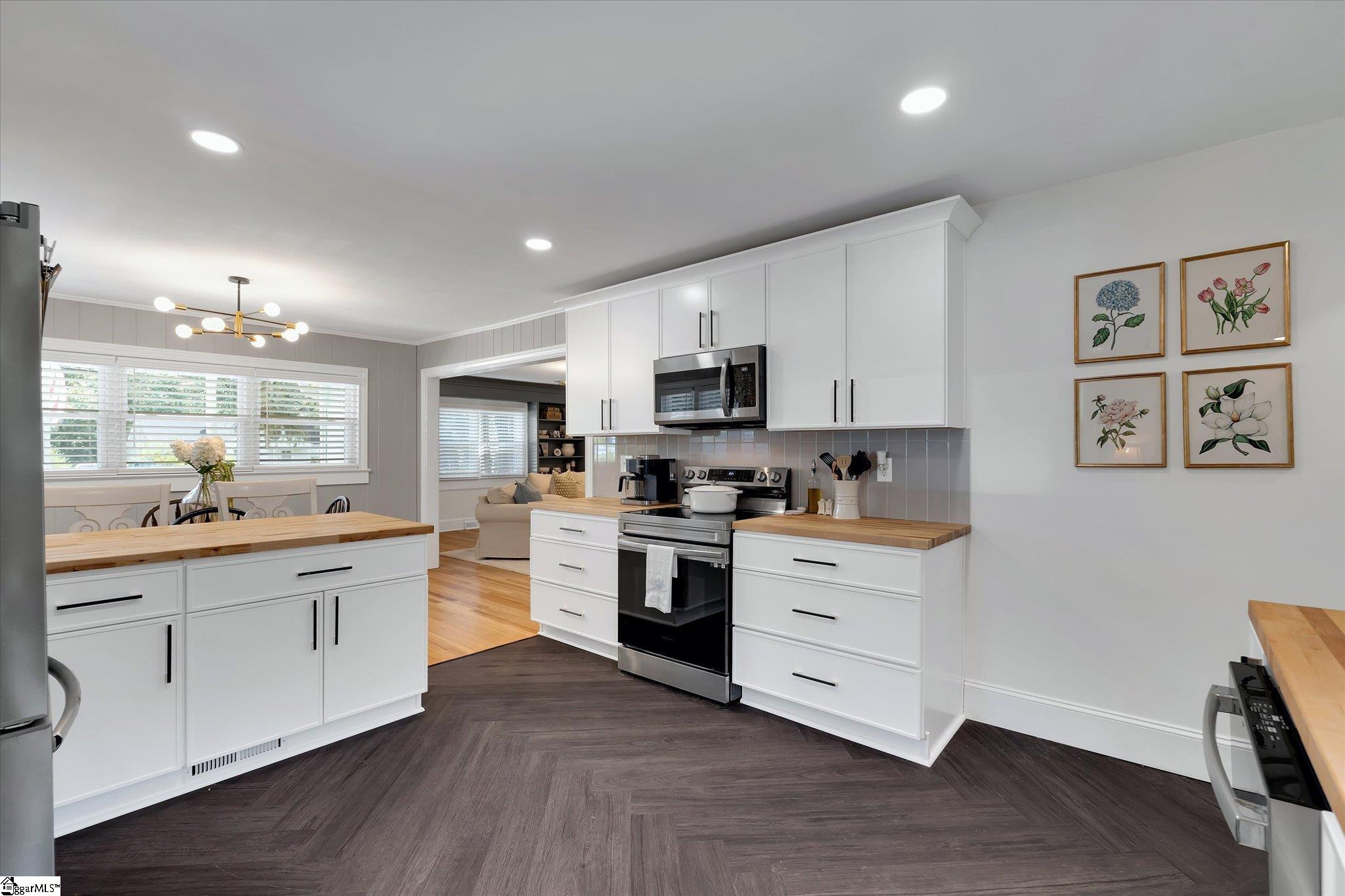 209 Donnan Road Taylors, SC 29687