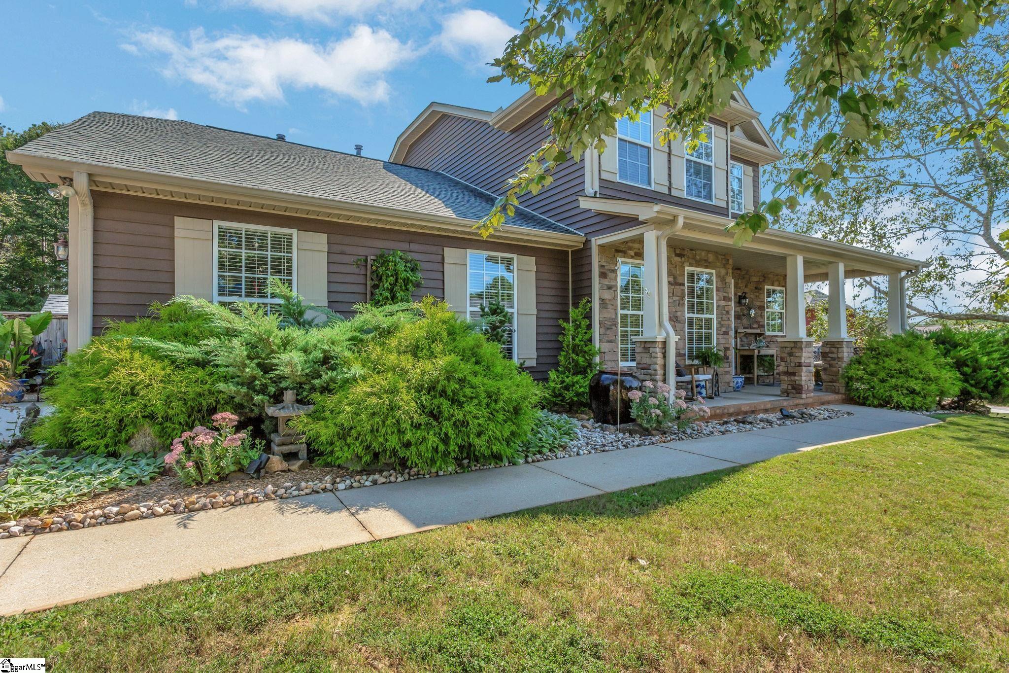 40 Stoneledges Lane Taylors, SC 29687