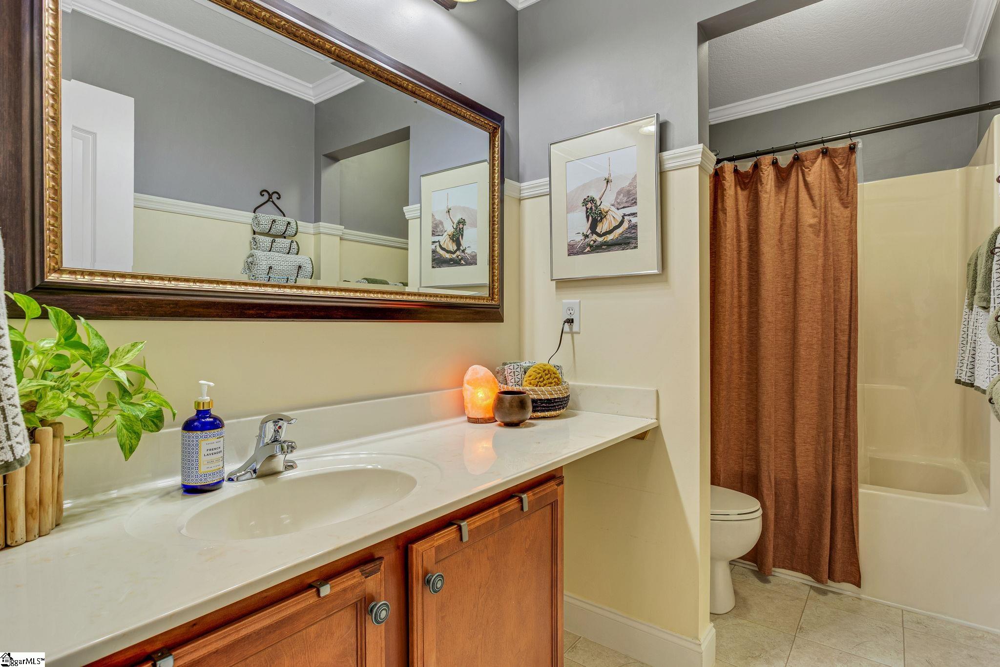 40 Stoneledges Lane Taylors, SC 29687