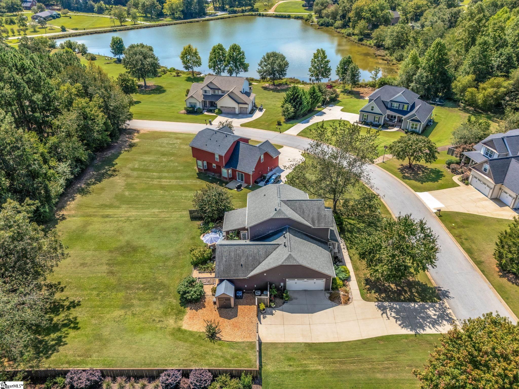 40 Stoneledges Lane Taylors, SC 29687