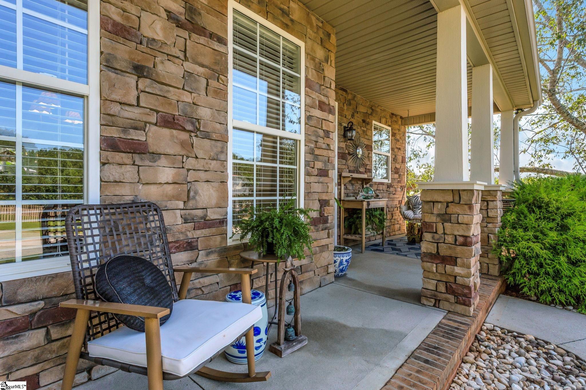 40 Stoneledges Lane Taylors, SC 29687