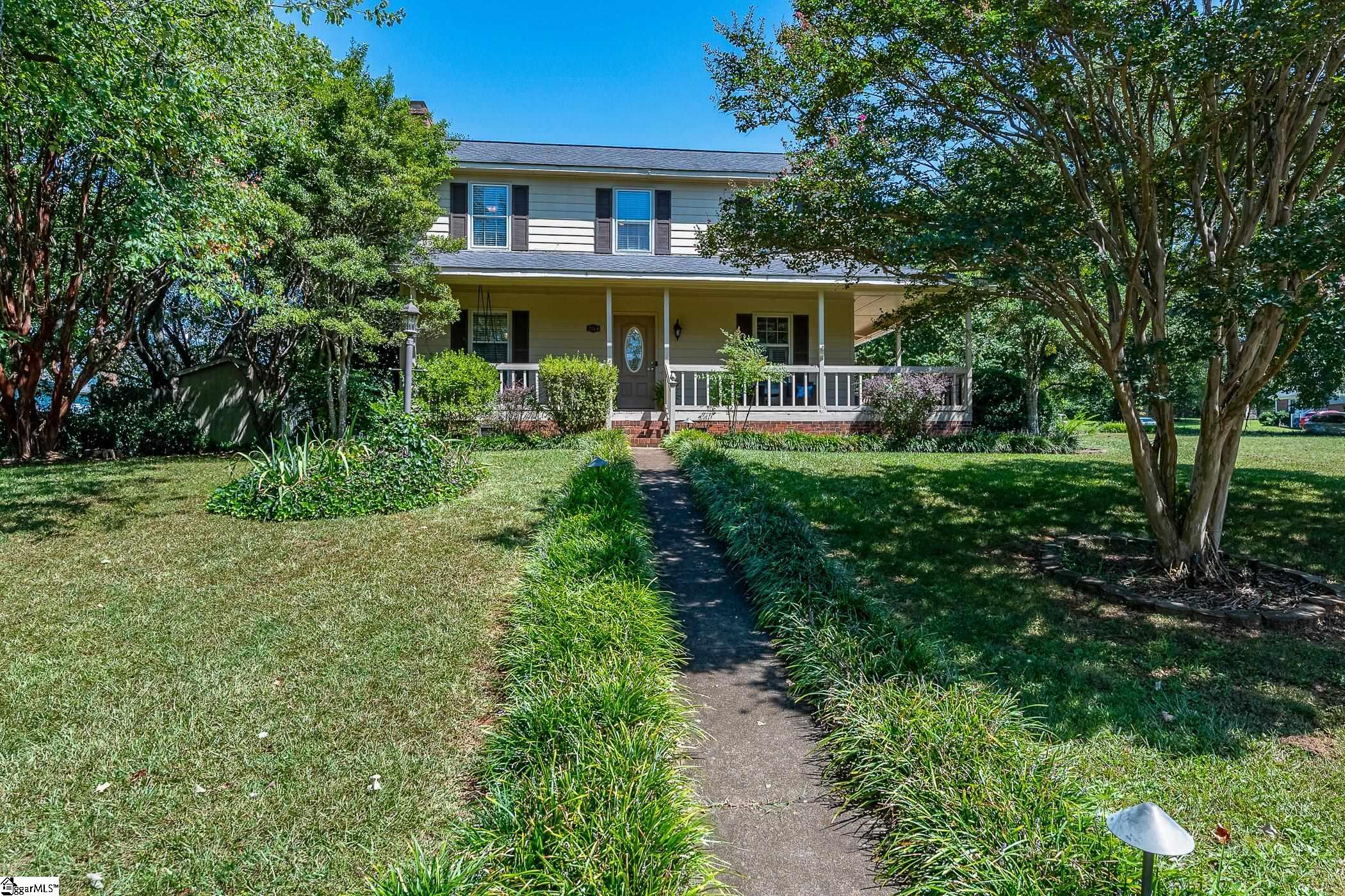 203 Camellia Lane Simpsonville, SC 29681