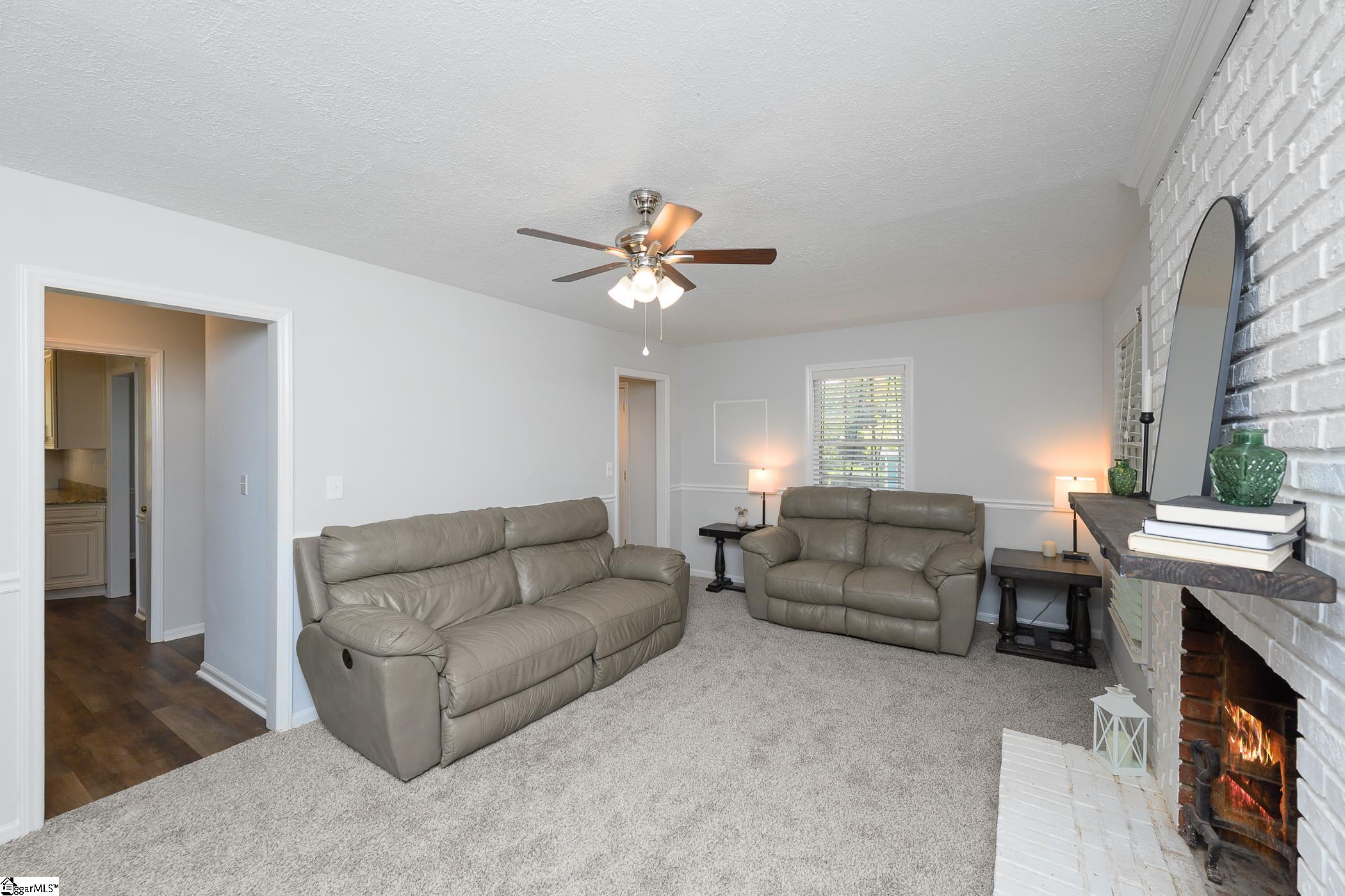 203 Camellia Lane Simpsonville, SC 29681