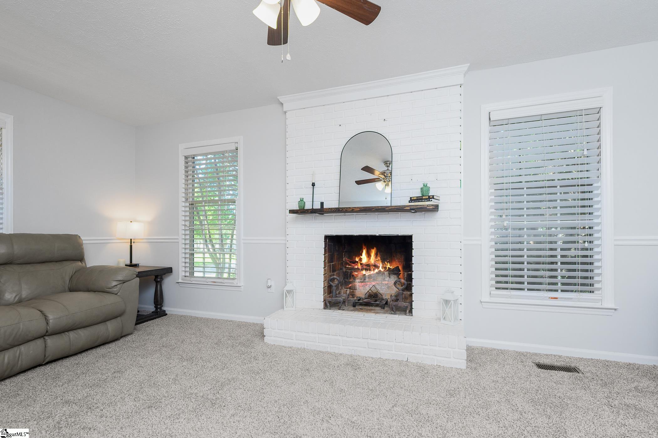 203 Camellia Lane Simpsonville, SC 29681
