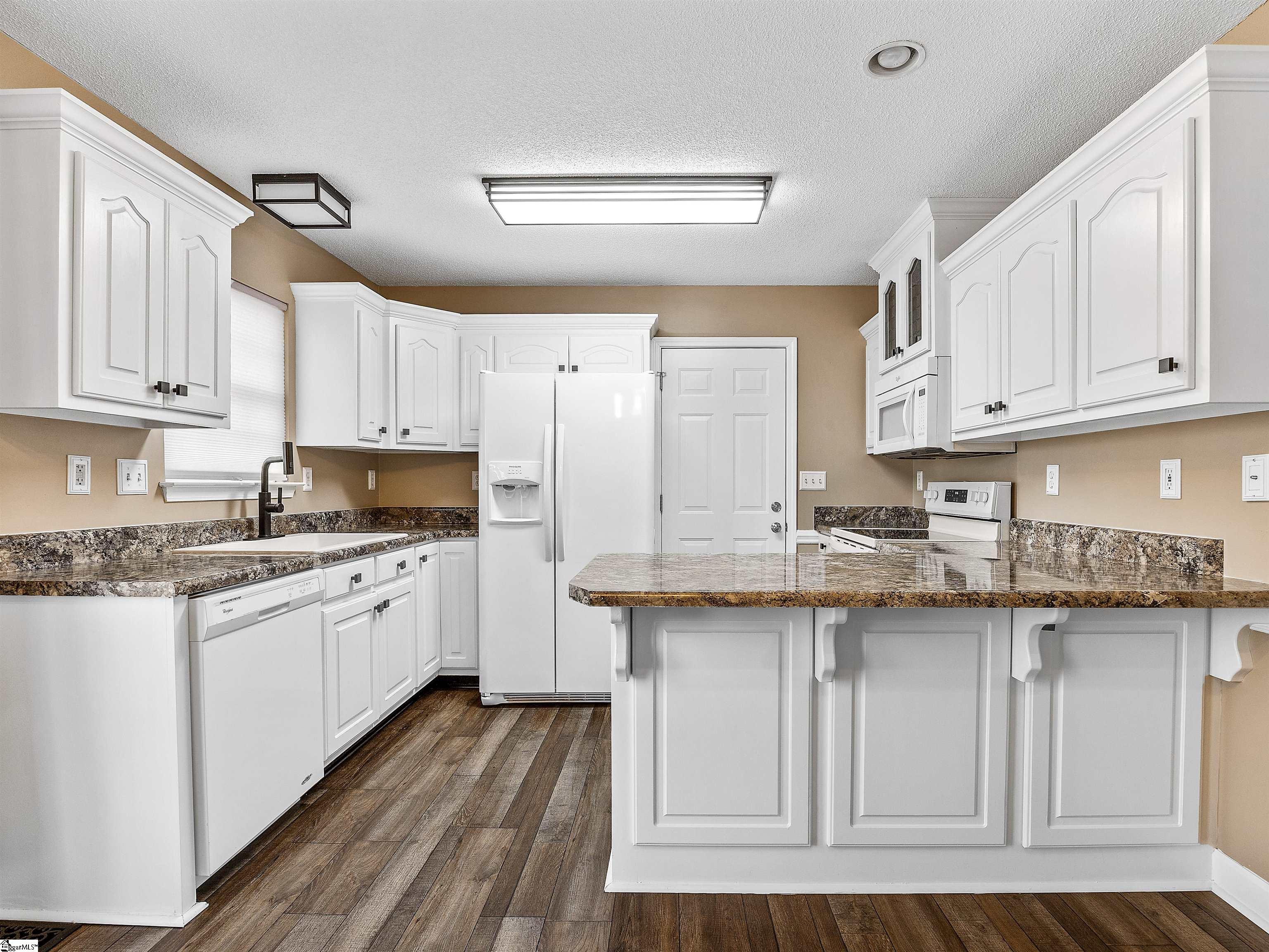 160 Blake Garrison Drive Roebuck, SC 29376