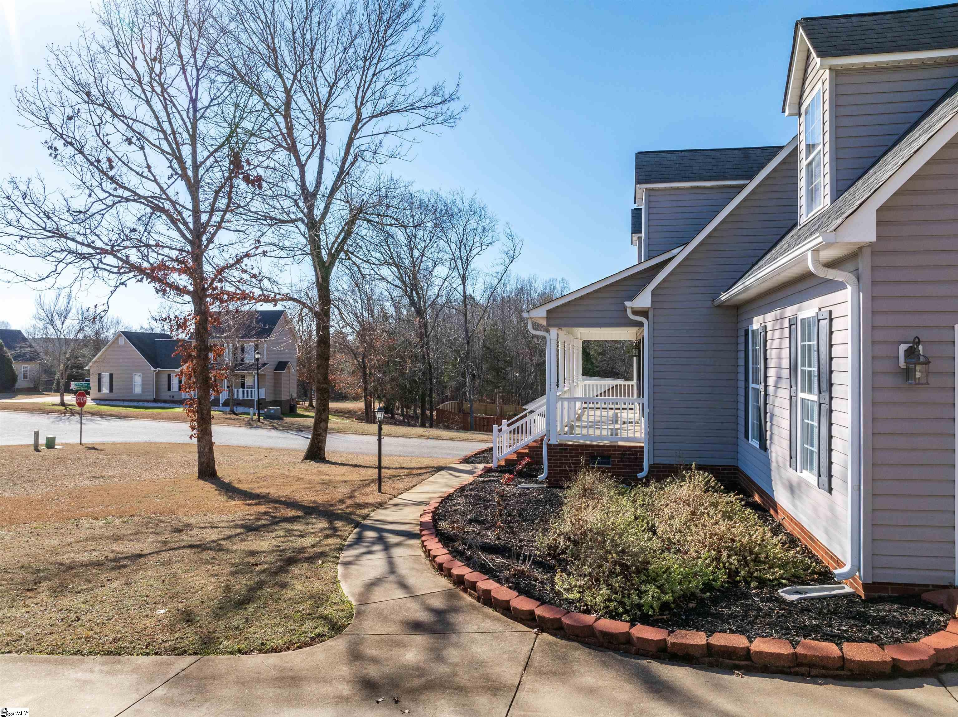 160 Blake Garrison Drive Roebuck, SC 29376
