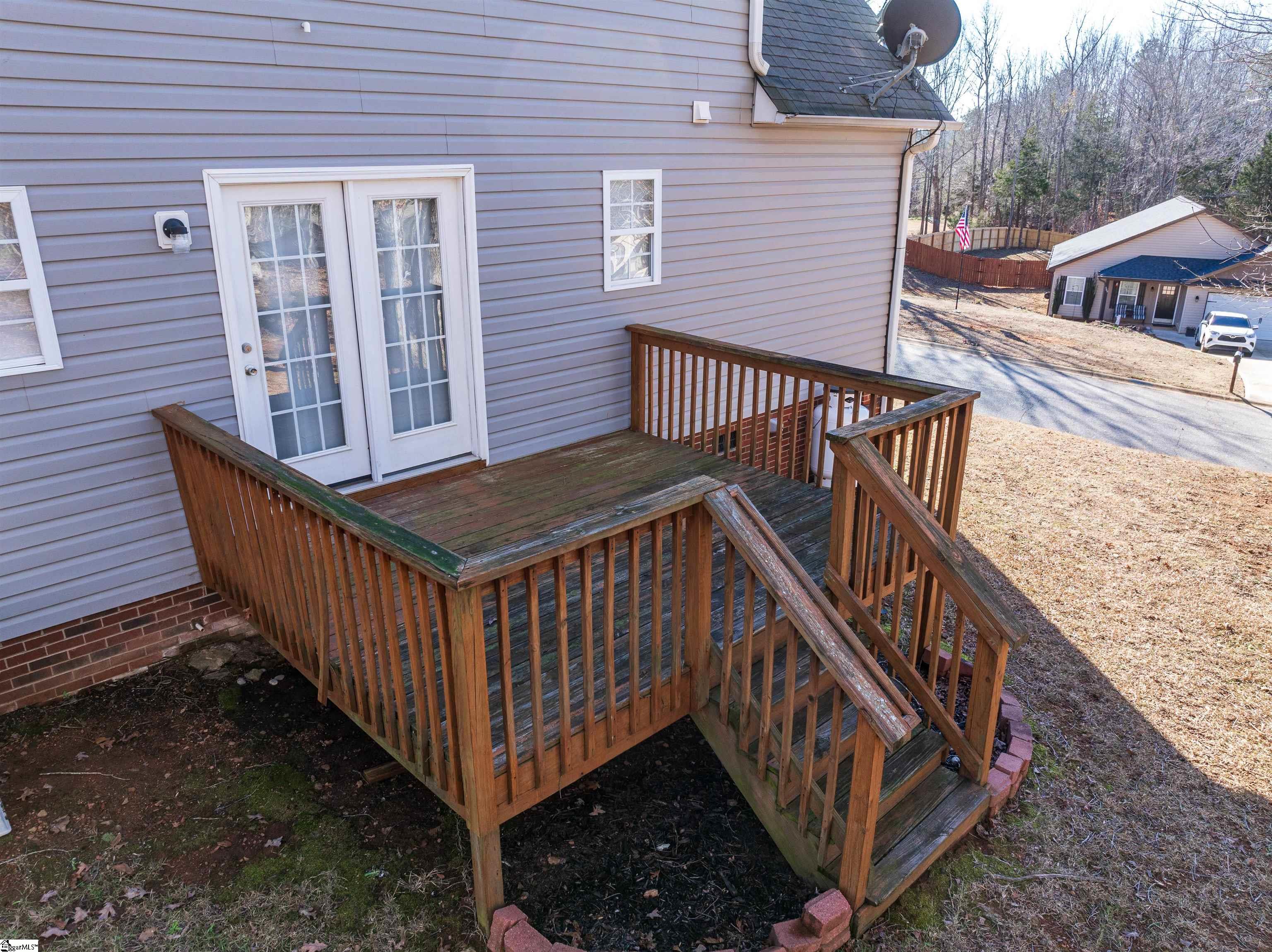 160 Blake Garrison Drive Roebuck, SC 29376