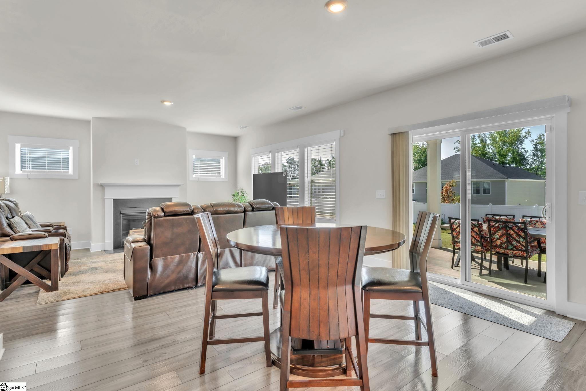 328 Roderick Lane Greenville, SC 29605