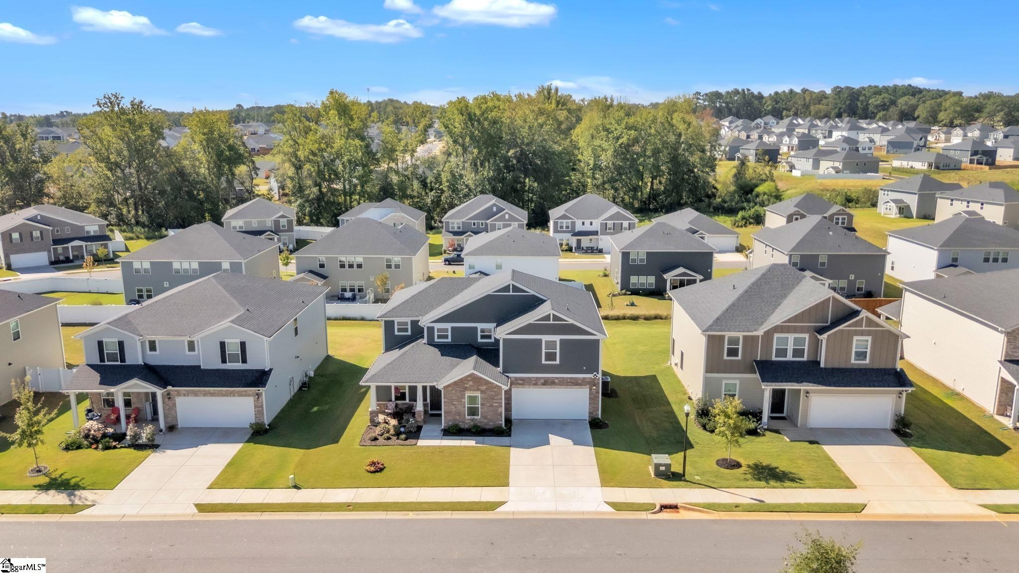 328 Roderick Lane Greenville, SC 29605