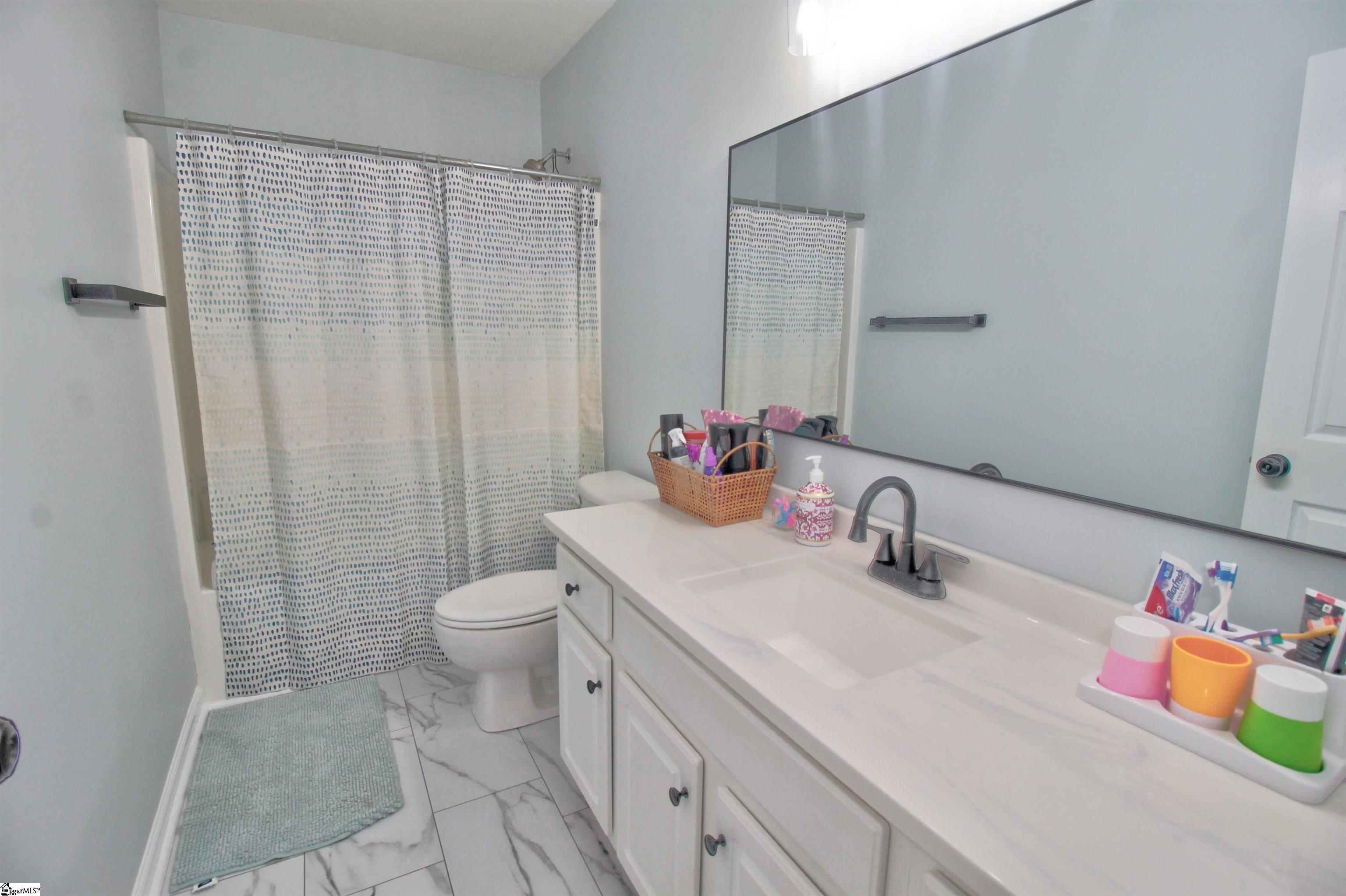 504 Goatsbeard Court Simpsonville, SC 29680