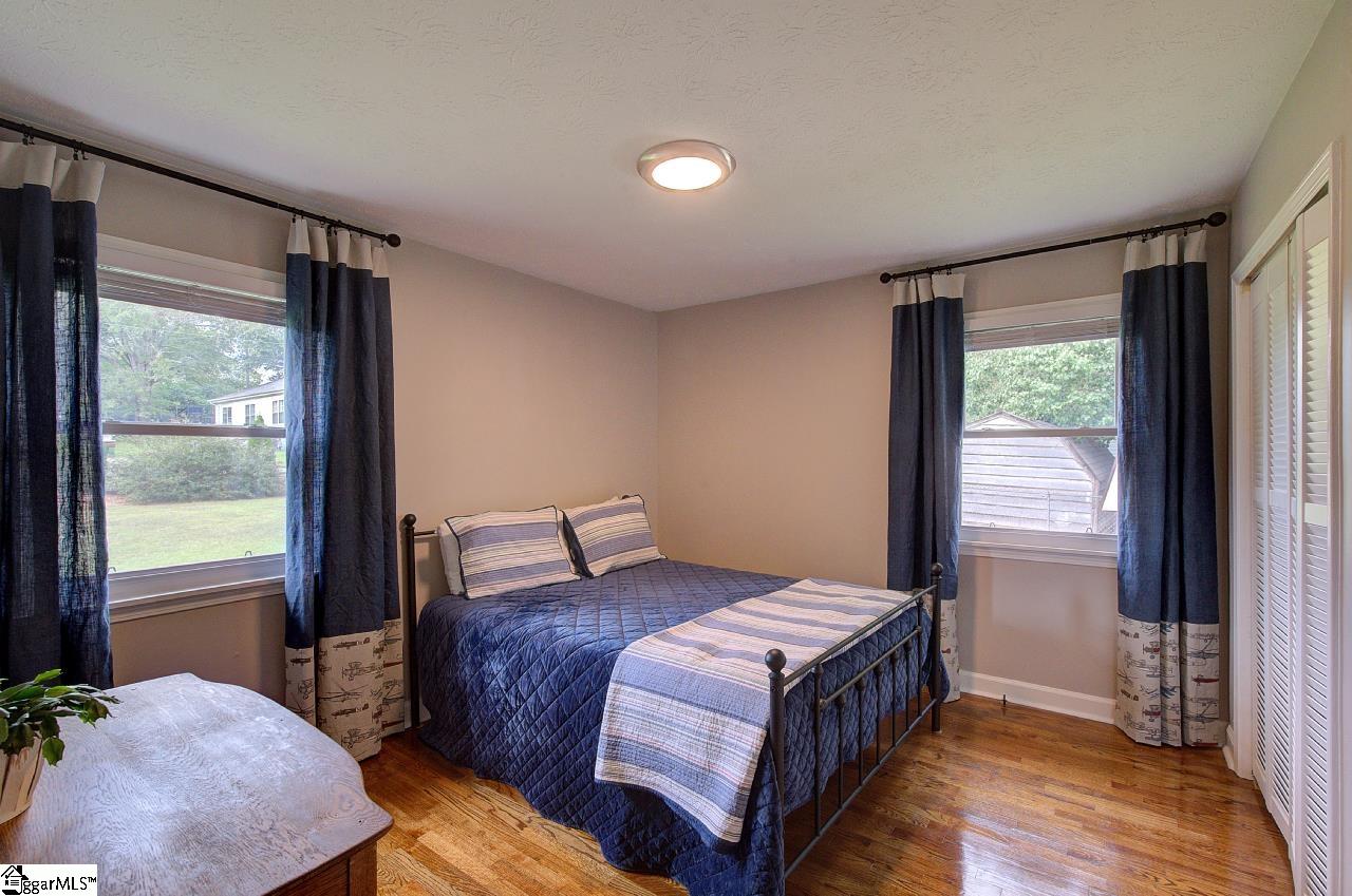 301 Bannister Street Easley, SC 29640