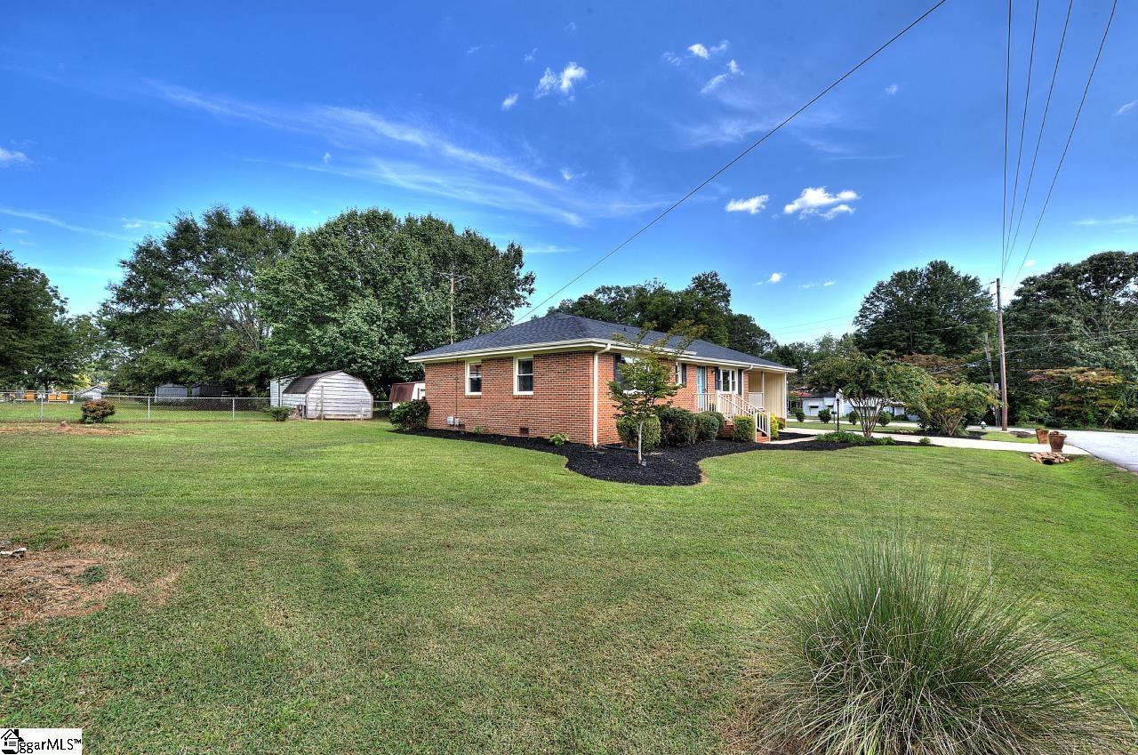 301 Bannister Street Easley, SC 29640