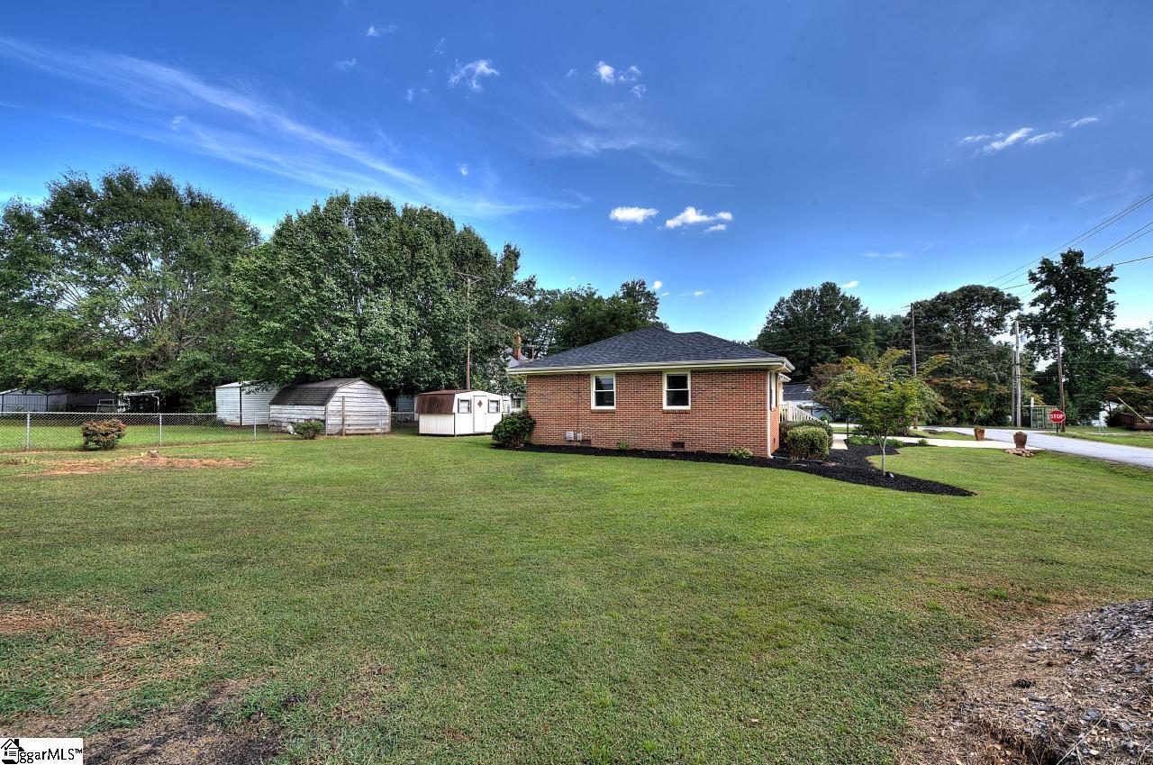 301 Bannister Street Easley, SC 29640