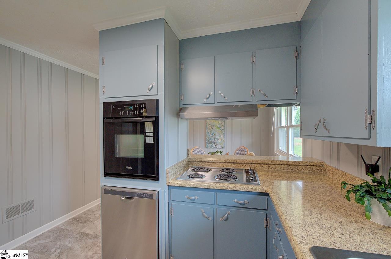 301 Bannister Street Easley, SC 29640