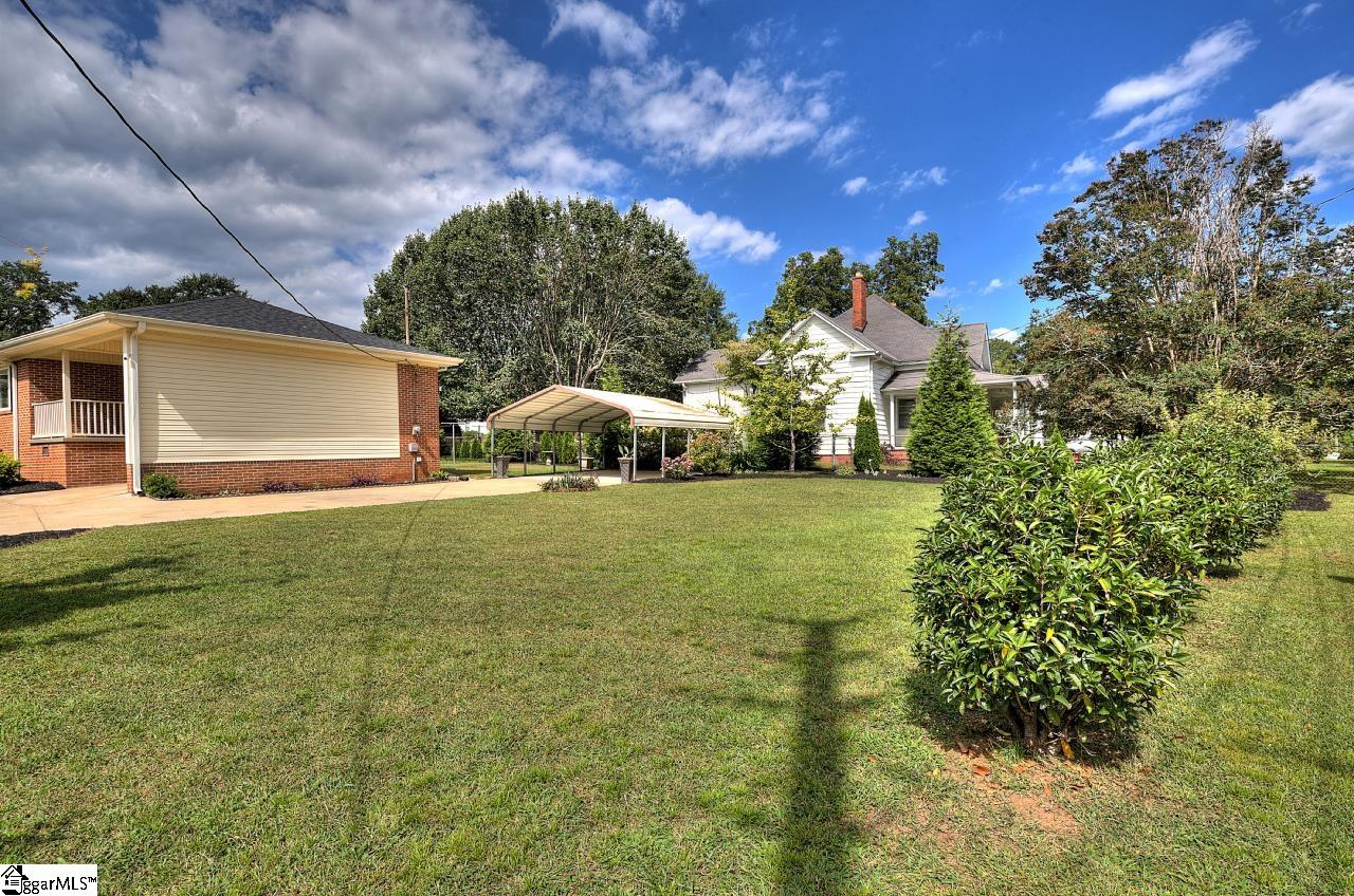 301 Bannister Street Easley, SC 29640