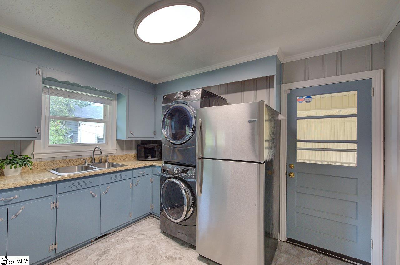 301 Bannister Street Easley, SC 29640