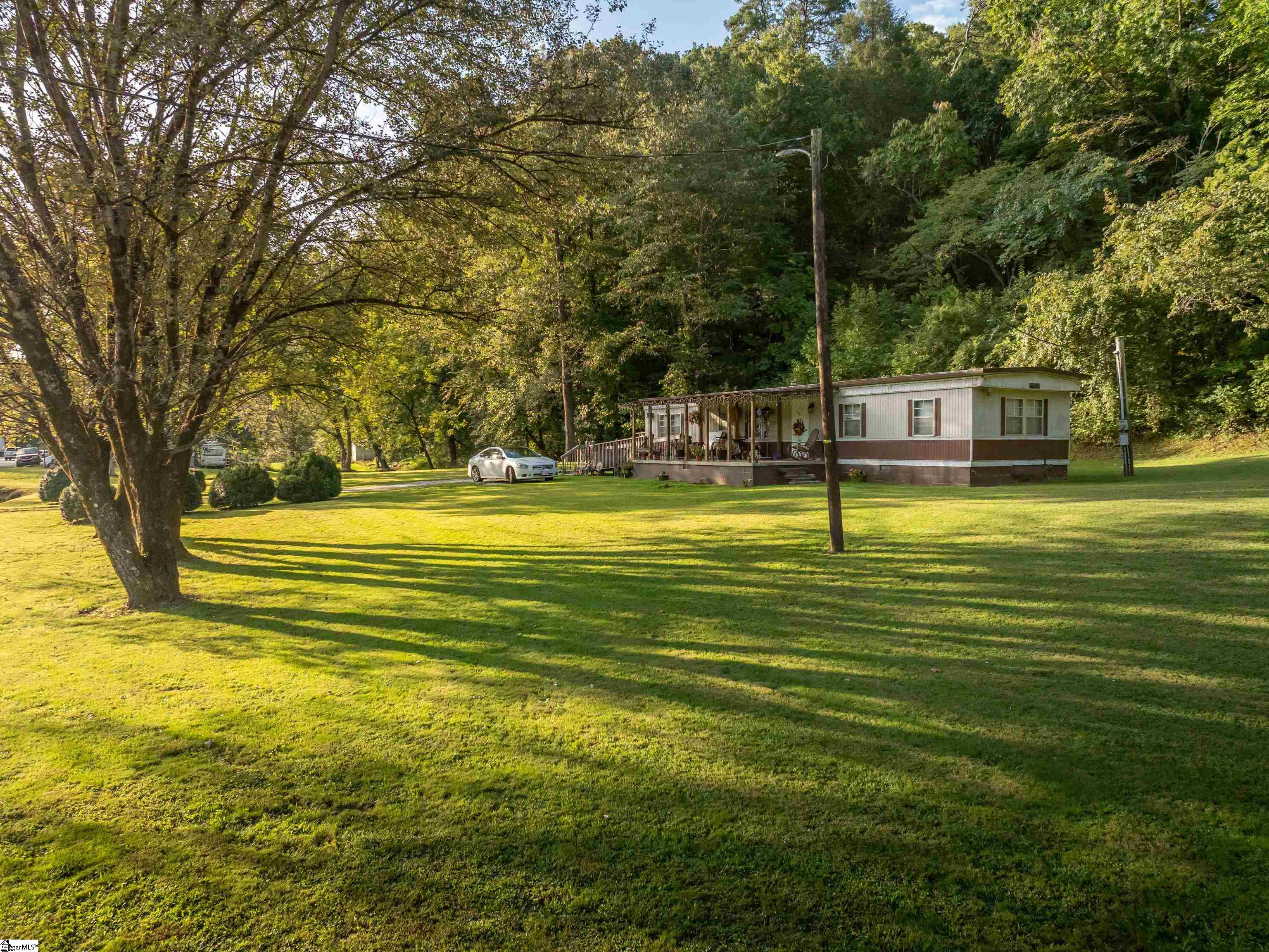 4269-4273 Greer Highway Marietta, SC 29661