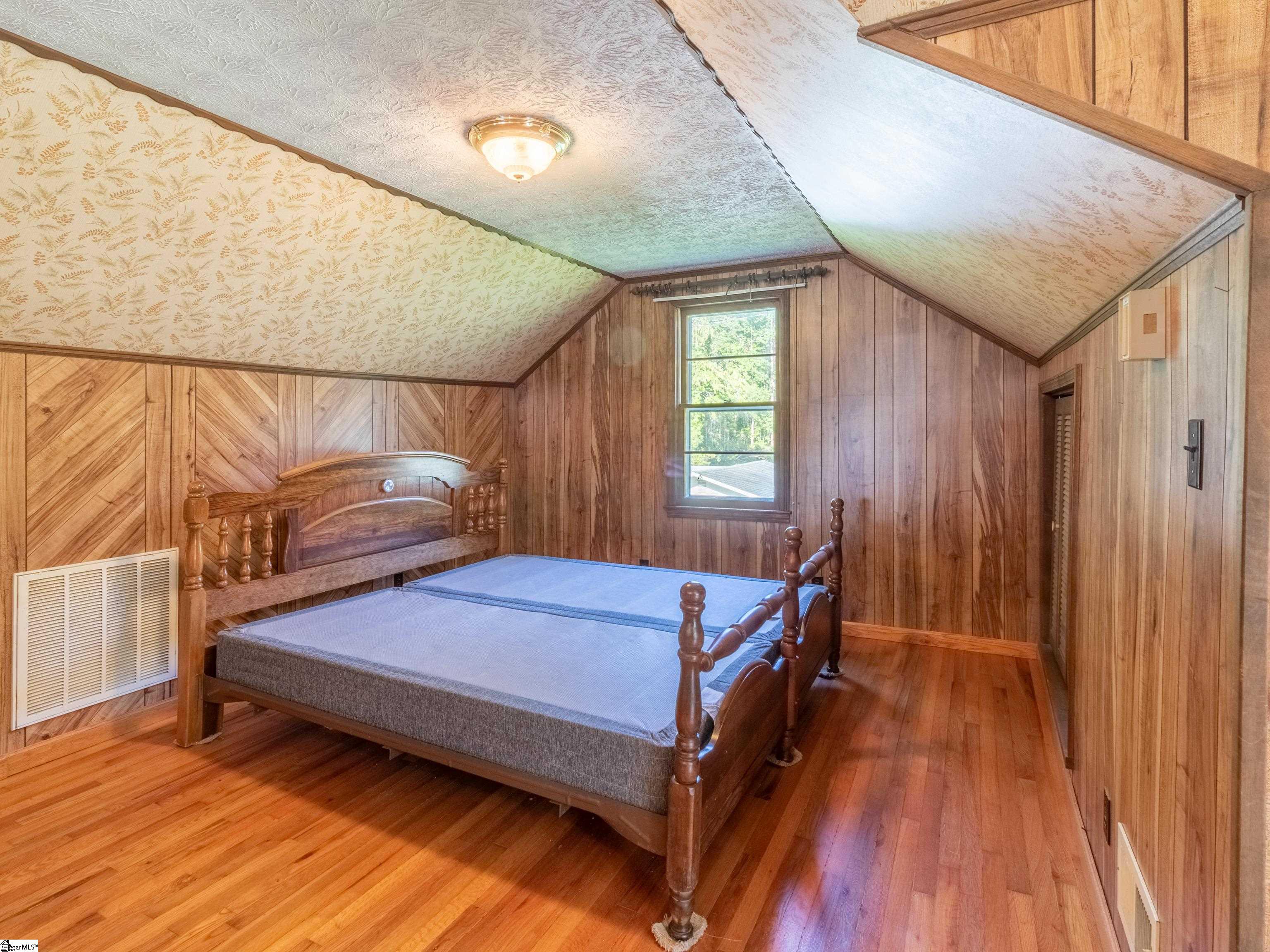 4269-4273 Greer Highway Marietta, SC 29661
