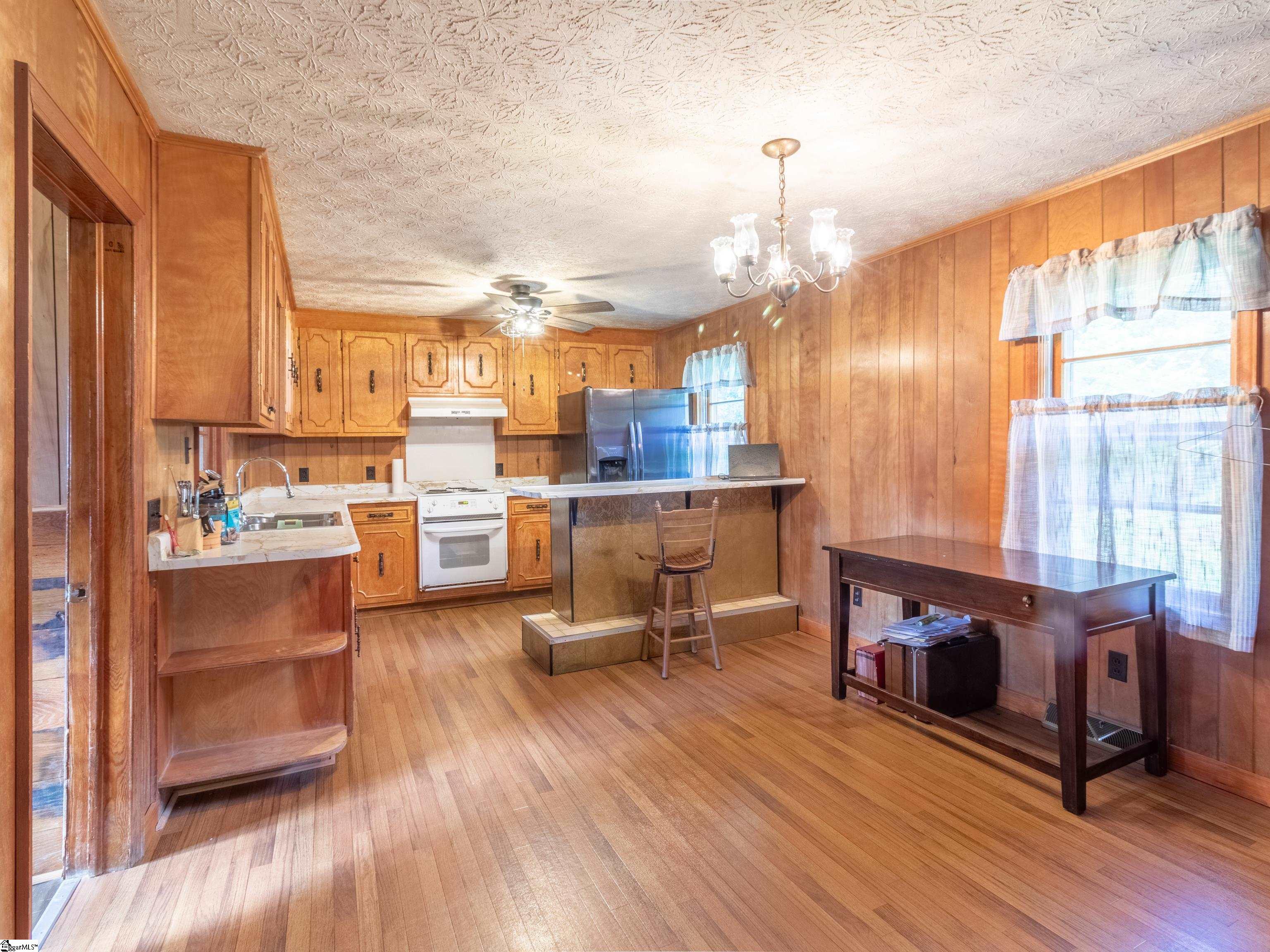 4269-4273 Greer Highway Marietta, SC 29661