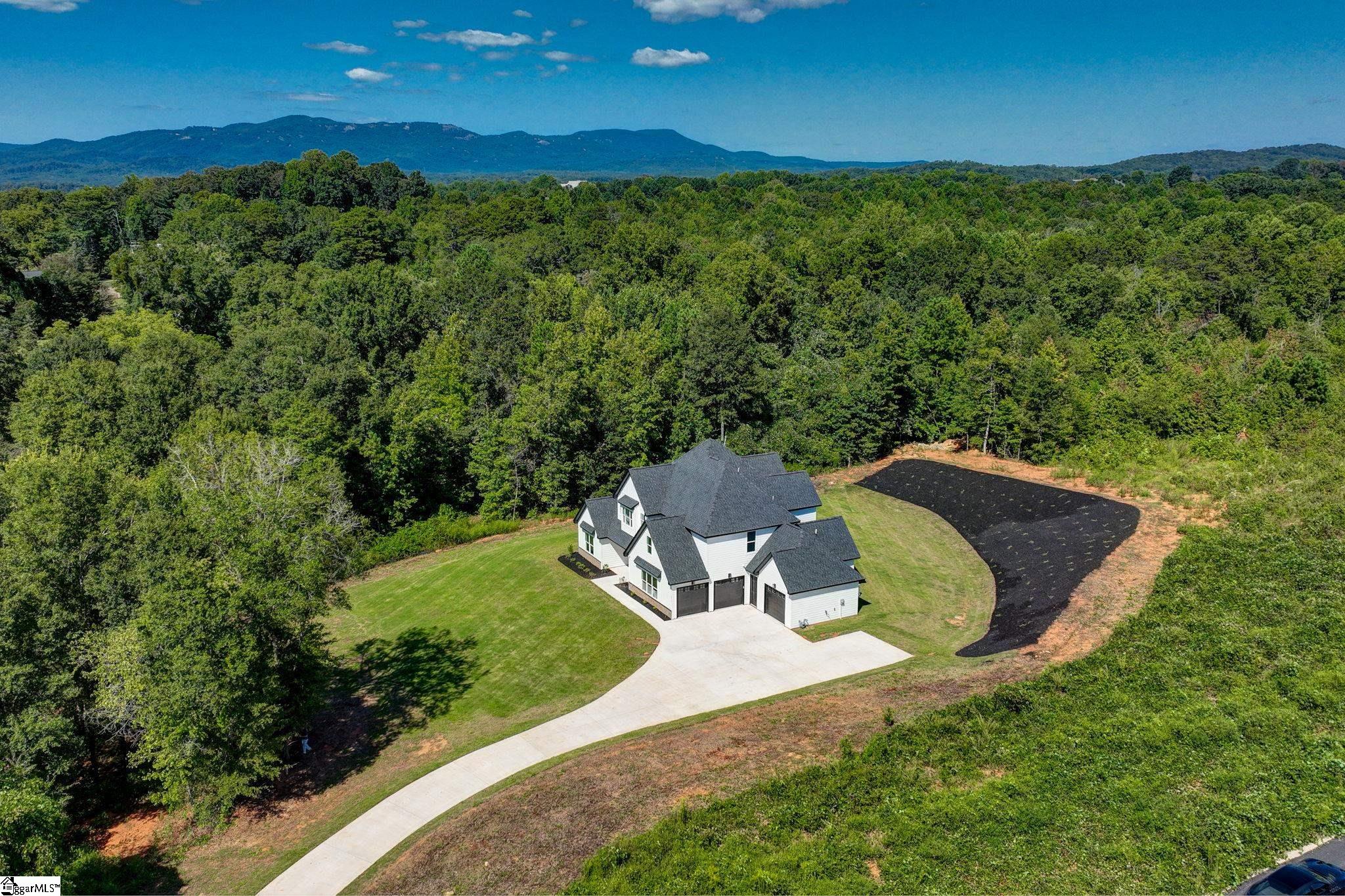 6910 Mountain View Road Taylors, SC 29687