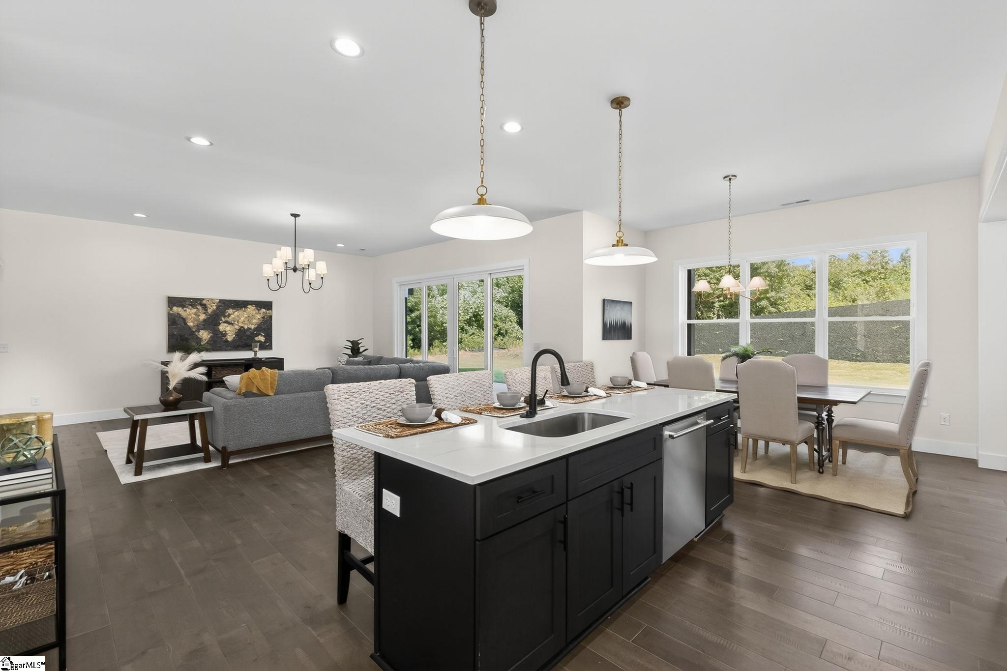 6910 Mountain View Road Taylors, SC 29687