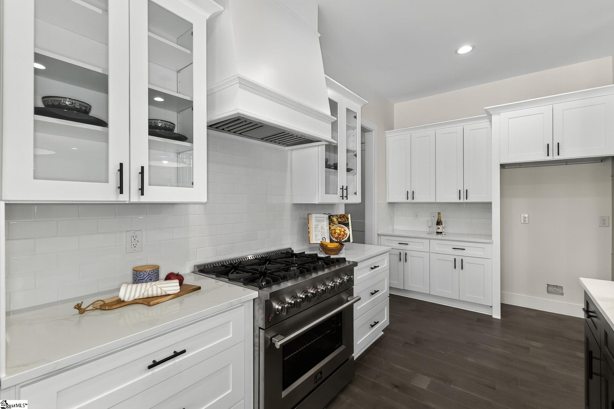 6910 Mountain View Road Taylors, SC 29687