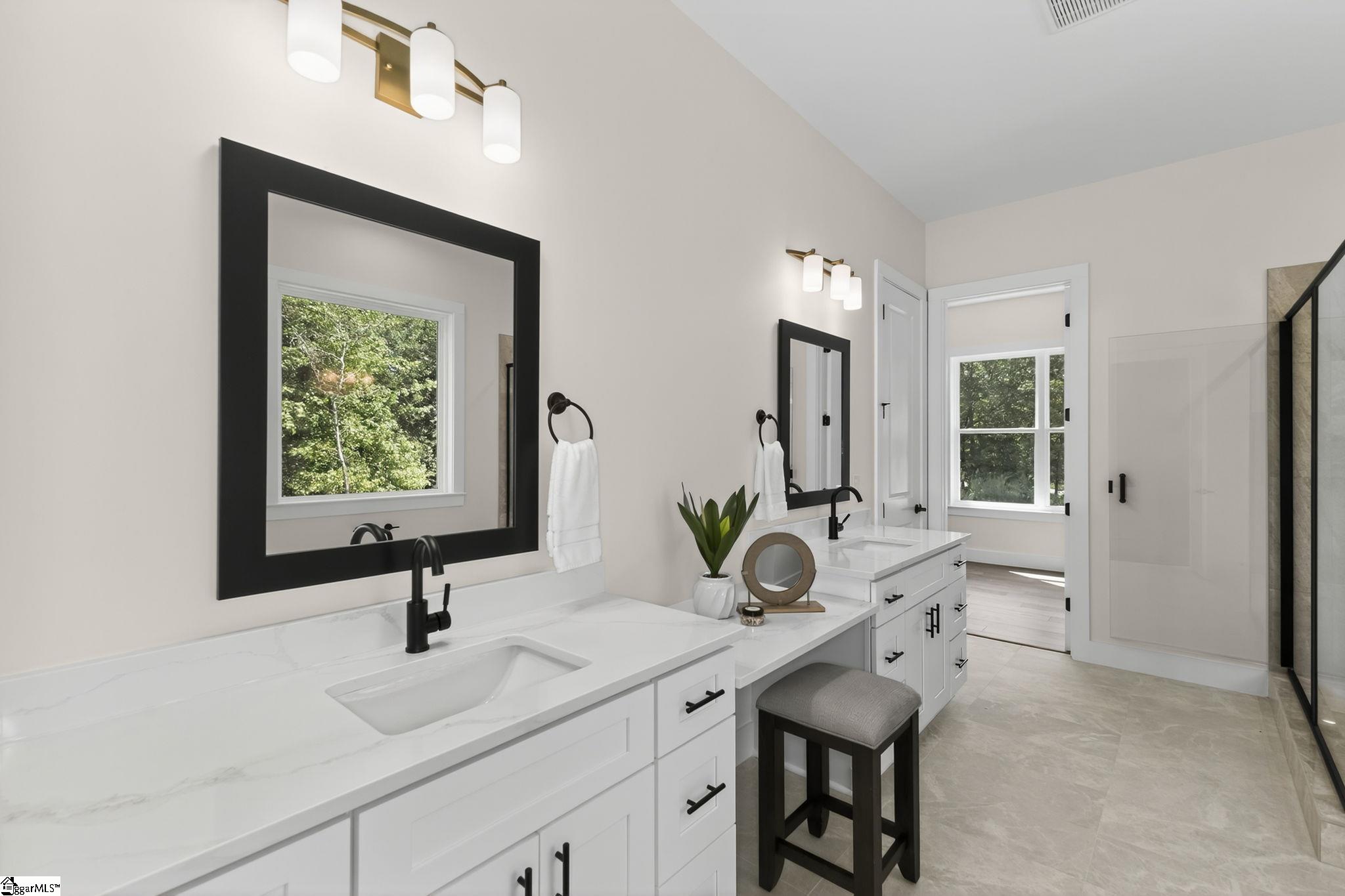 6910 Mountain View Road Taylors, SC 29687