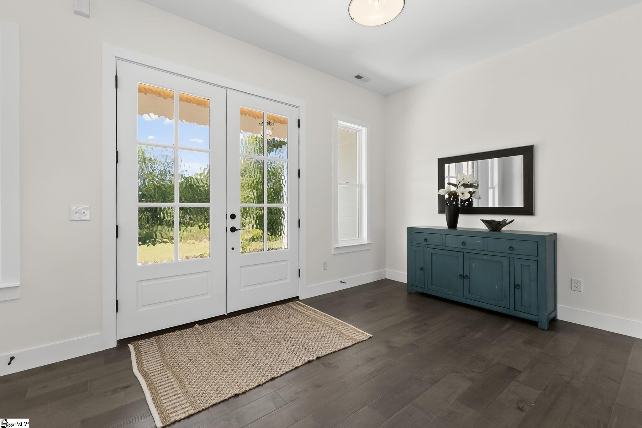 6910 Mountain View Road Taylors, SC 29687